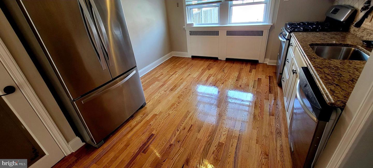 MAYFAIR (WEST) - Residential Lease