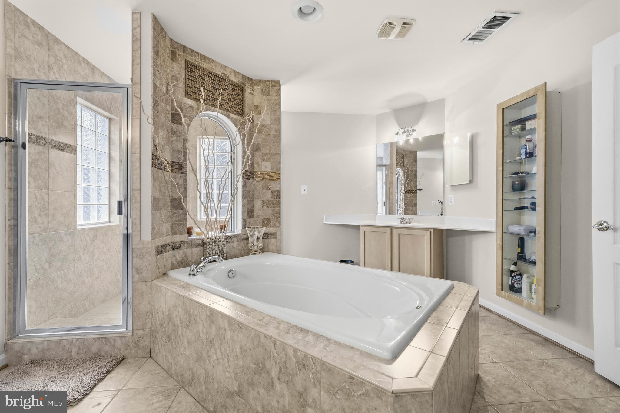 RIDGECREST - Residential