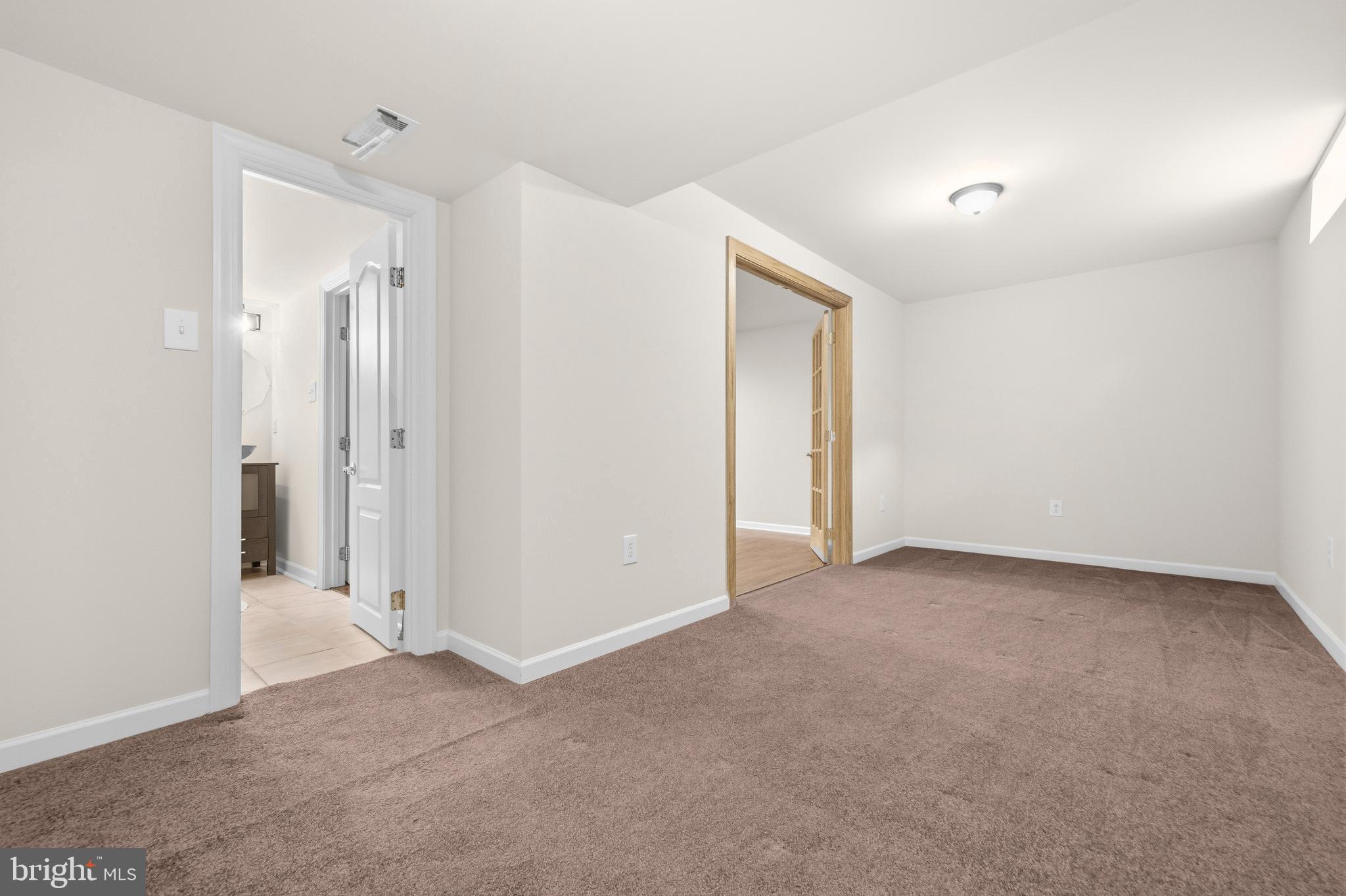 RIDGECREST - Residential