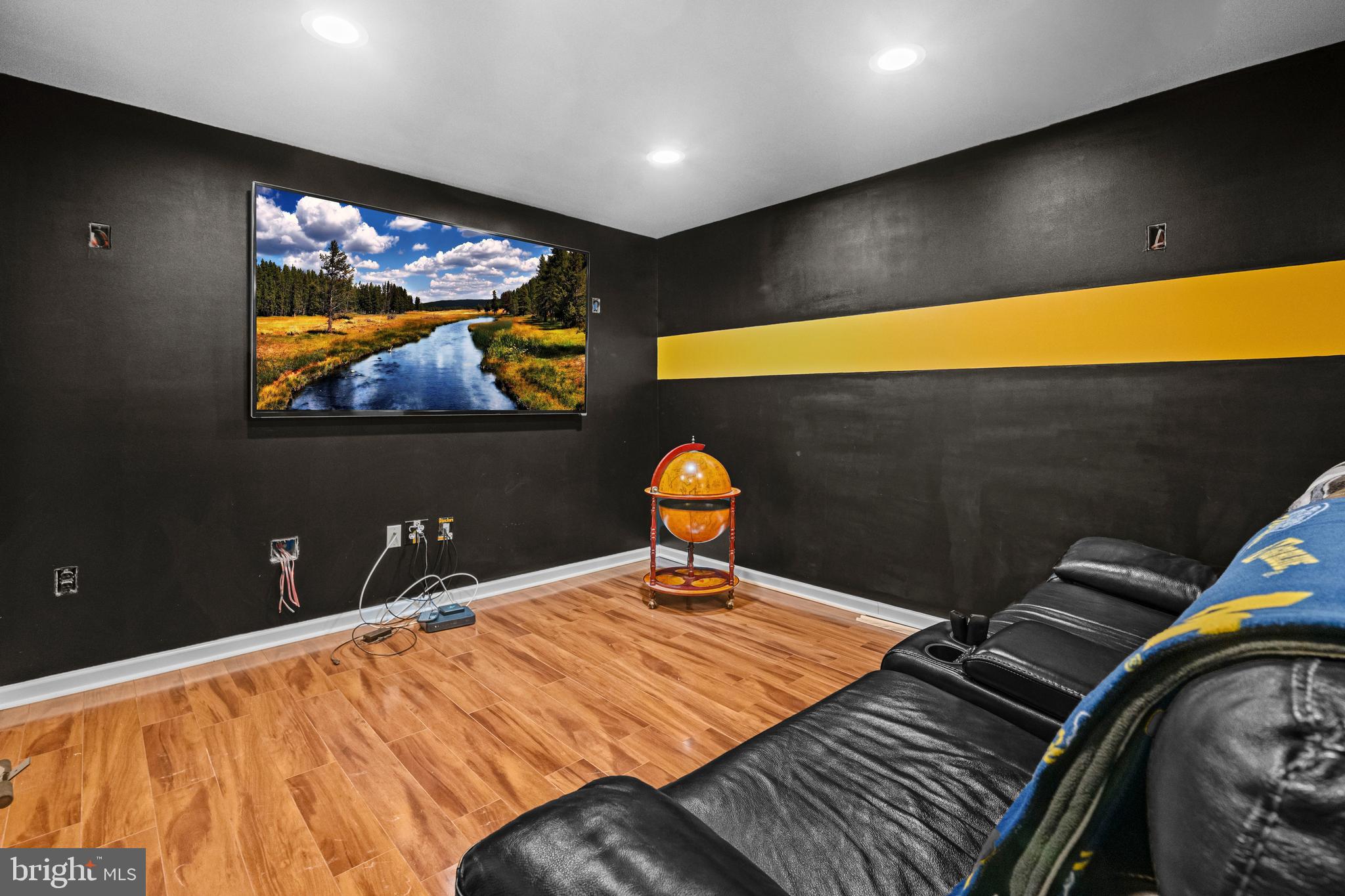 RIDGECREST - Residential