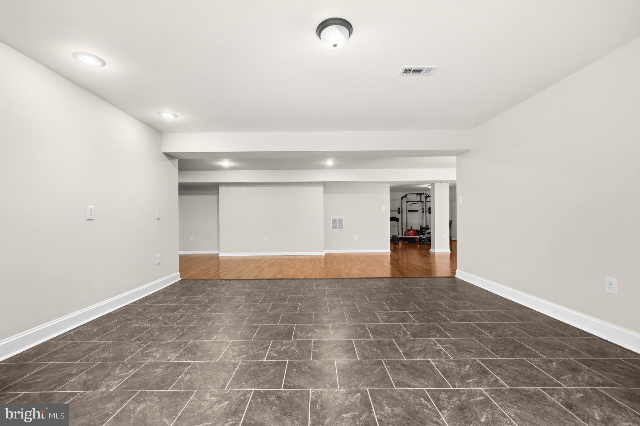 RIDGECREST - Residential