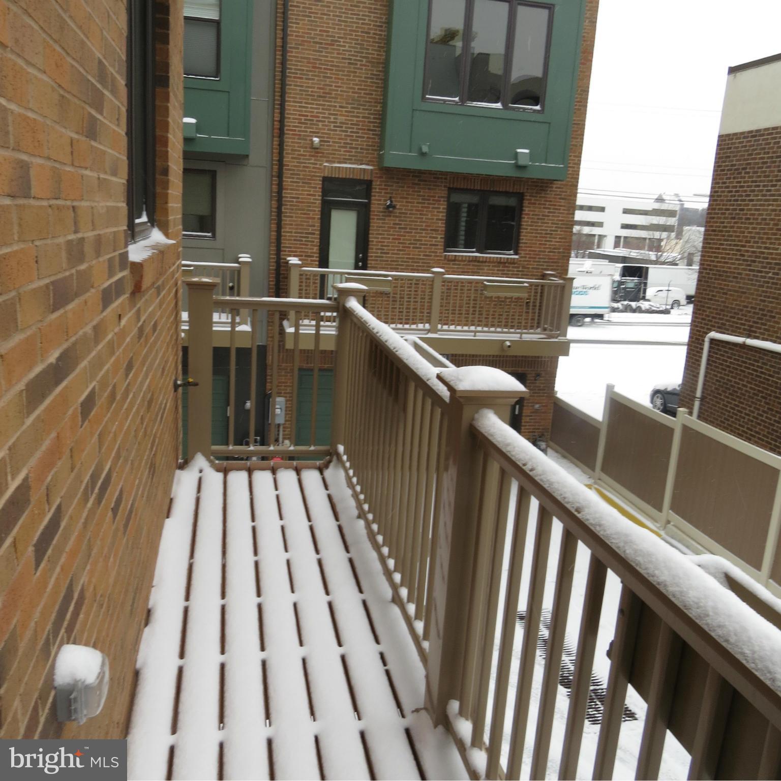 MOSAIC AT MERRIFIELD - Residential Lease