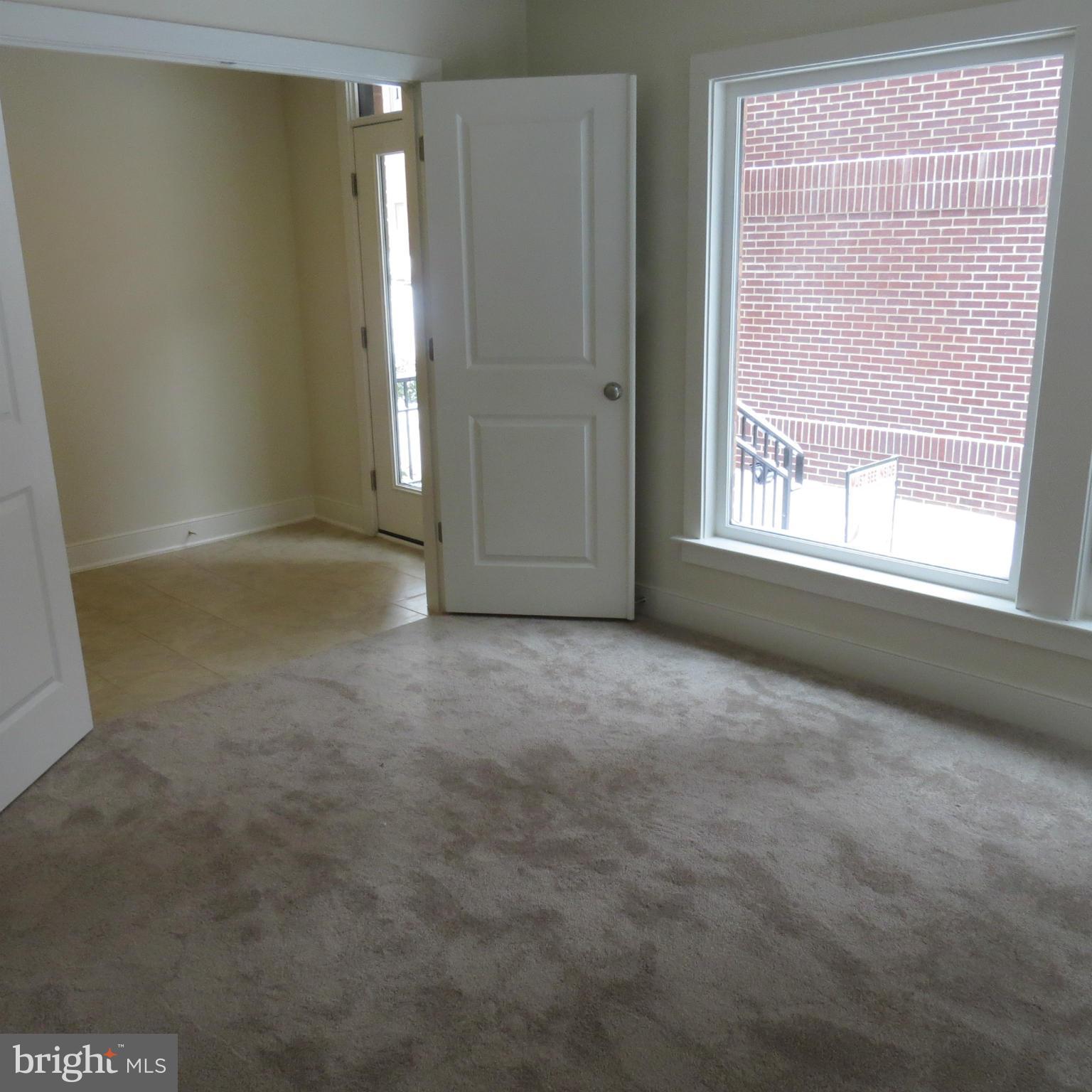 MOSAIC AT MERRIFIELD - Residential Lease