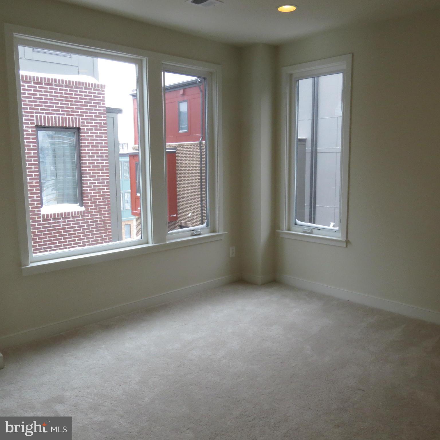 MOSAIC AT MERRIFIELD - Residential Lease