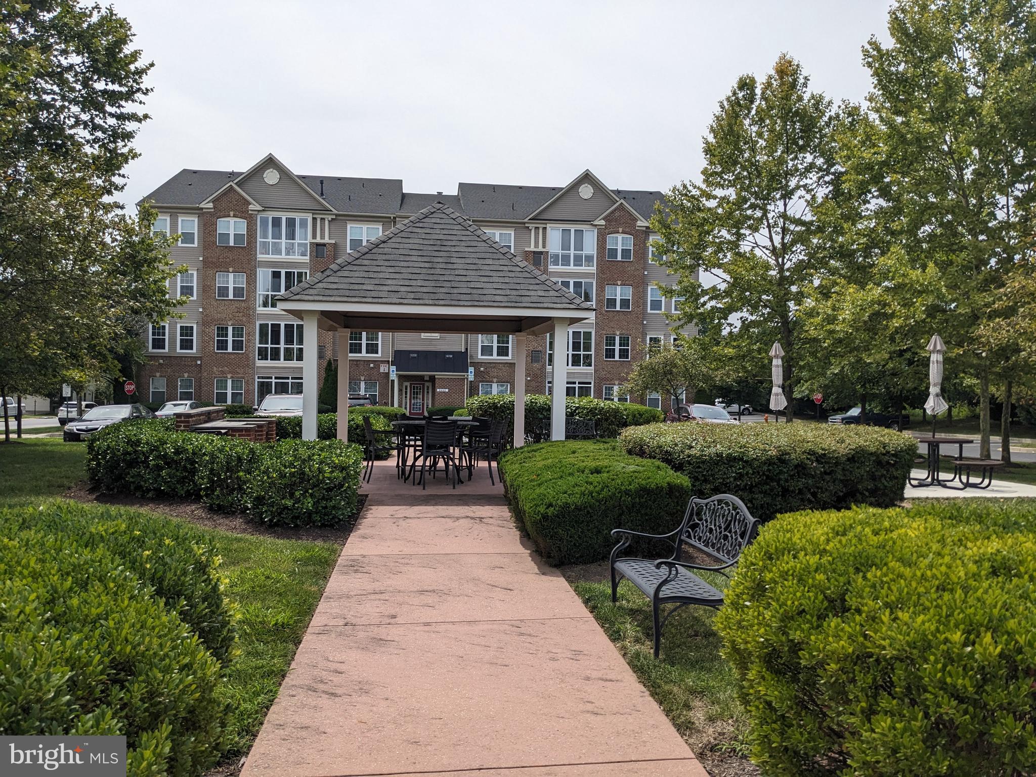 CHERRYTREE PARK - Residential