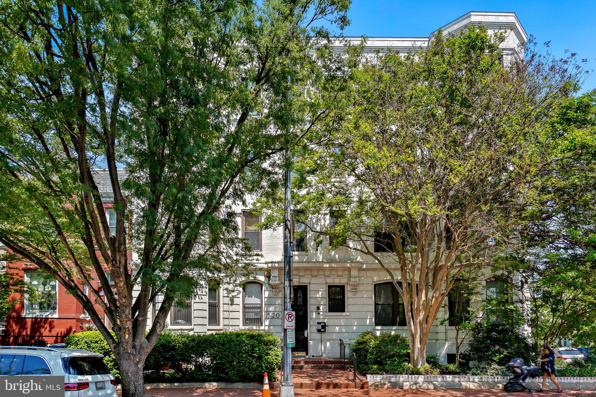 520 E STREET NE 105