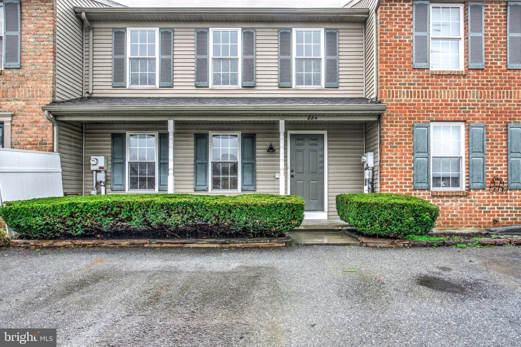 Photo of 884 Sterling Place, Lancaster, PA 17603 (MLS # PALA2048938)