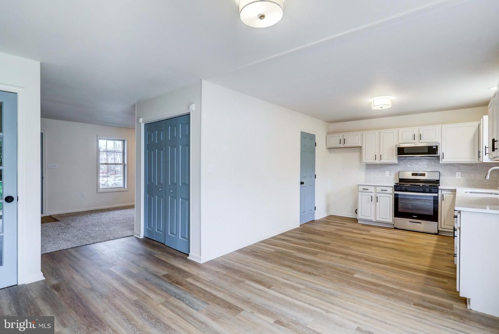 Photo of 884 Sterling Place, Lancaster, PA 17603 (MLS # PALA2048938)