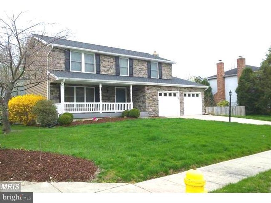 Looking for a traditional 2 story home on a corner lot in a waterfront community? This is it. Desirable floor plan with spacious kitchen opening to family room with fireplace and sliders to screened porch and patio.  Community features park with playground equipment and picnic tables, Large  marina with multiple piers plus kayak and small boat storage.