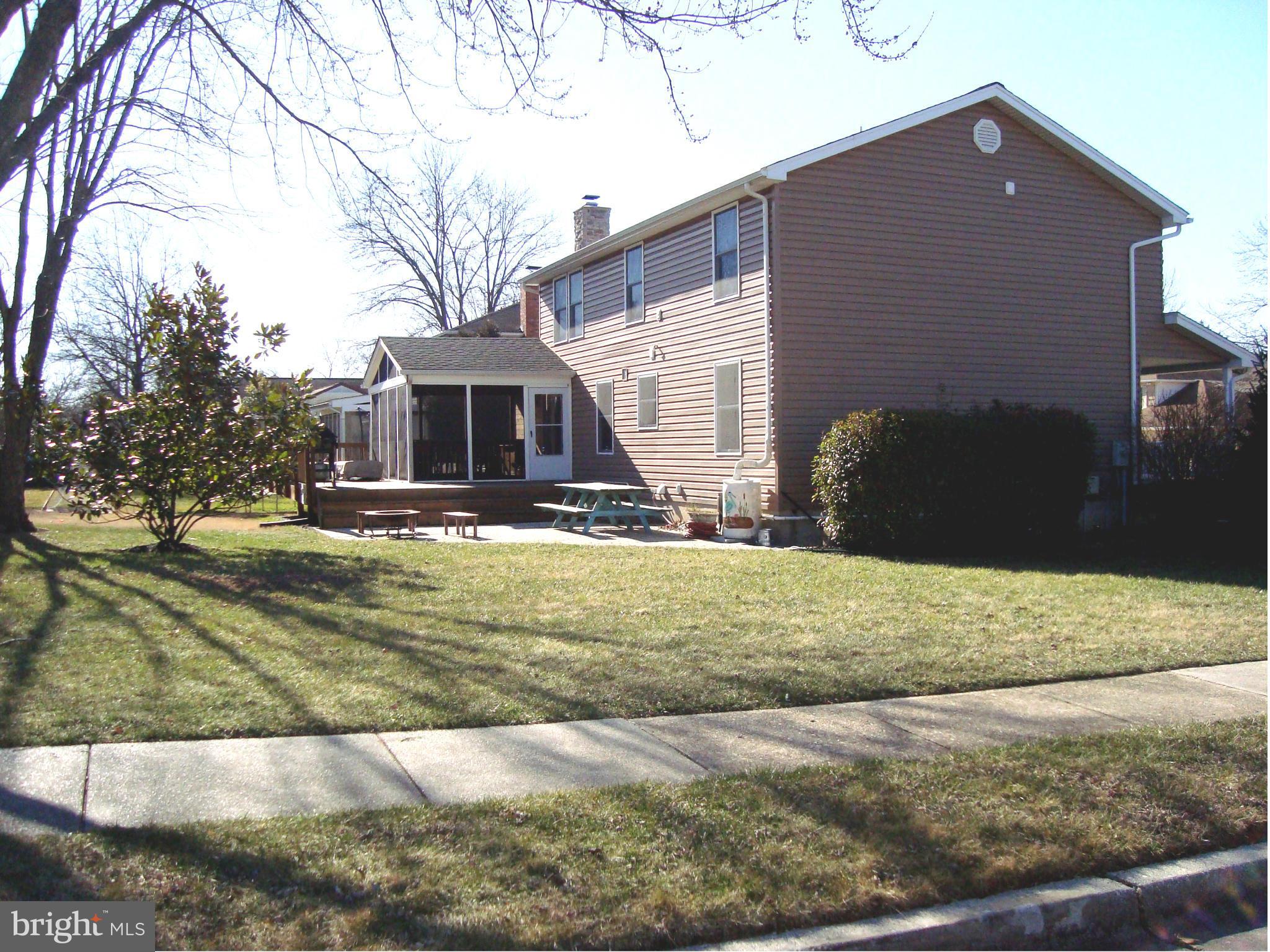 ANNAPOLIS LANDING - Residential