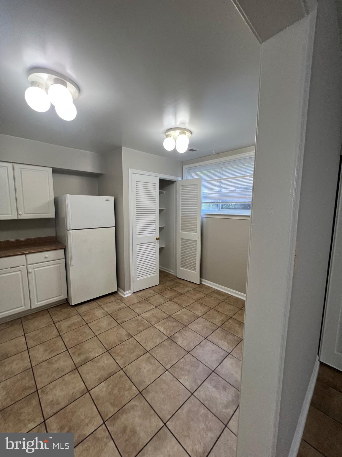 TERRACE TOWNHOUSES OF ANNANDALE - Residential Lease