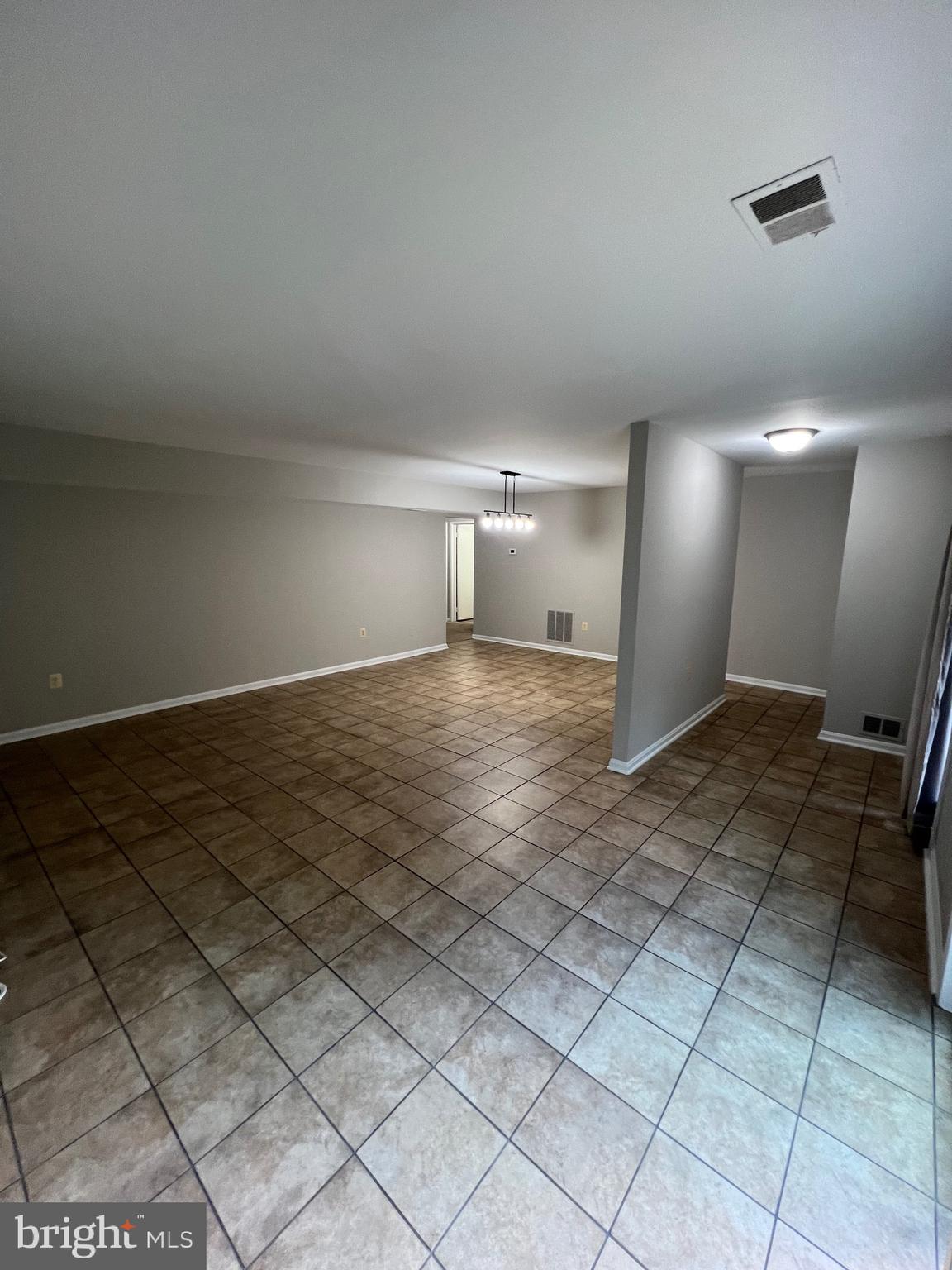 TERRACE TOWNHOUSES OF ANNANDALE - Residential Lease