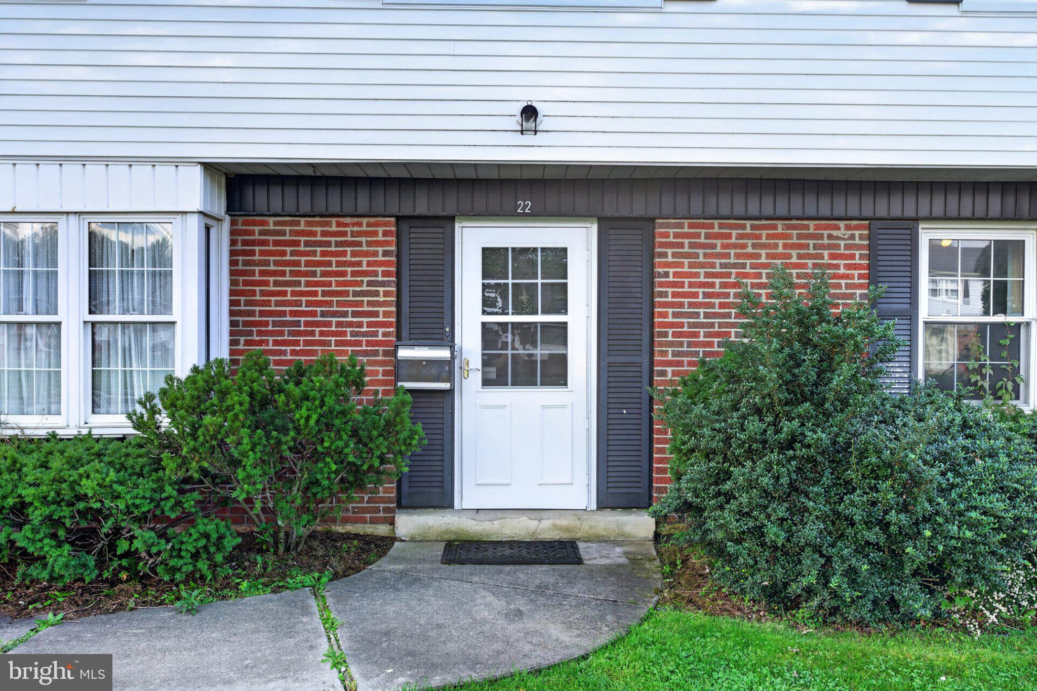 22 ABINGTON AVENUE