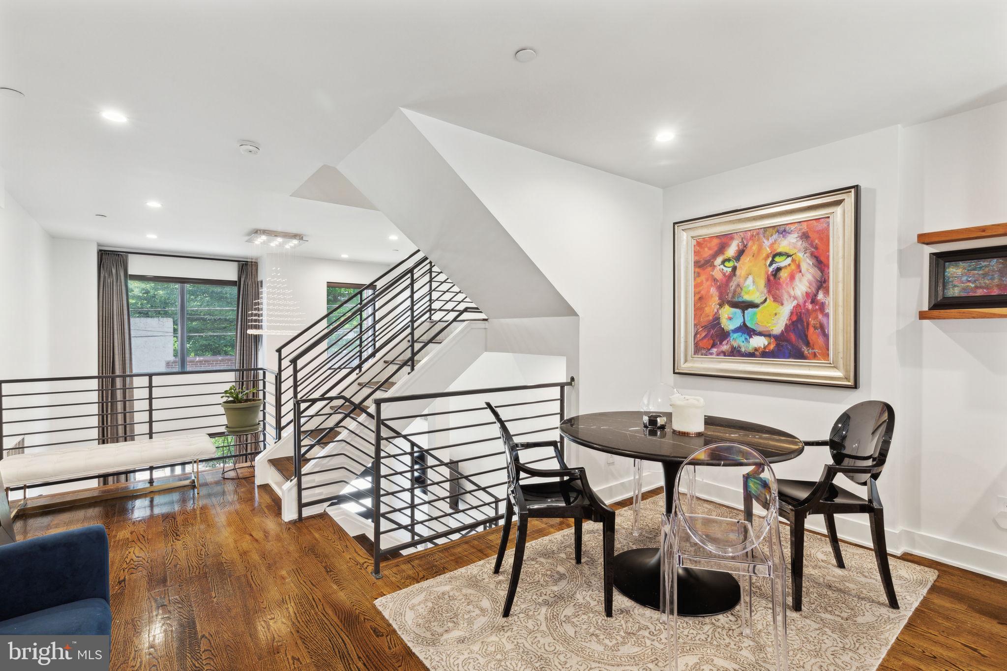 OLDE KENSINGTON - Residential Lease