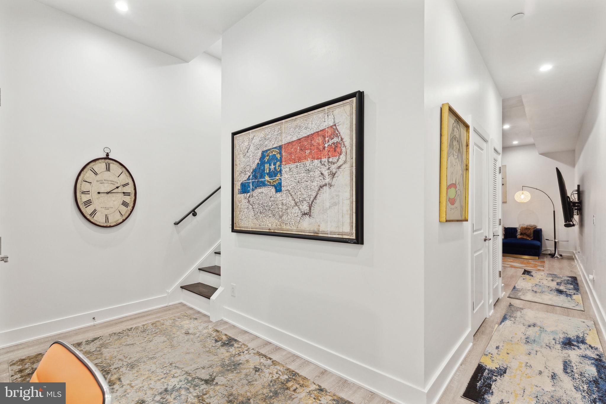 OLDE KENSINGTON - Residential Lease