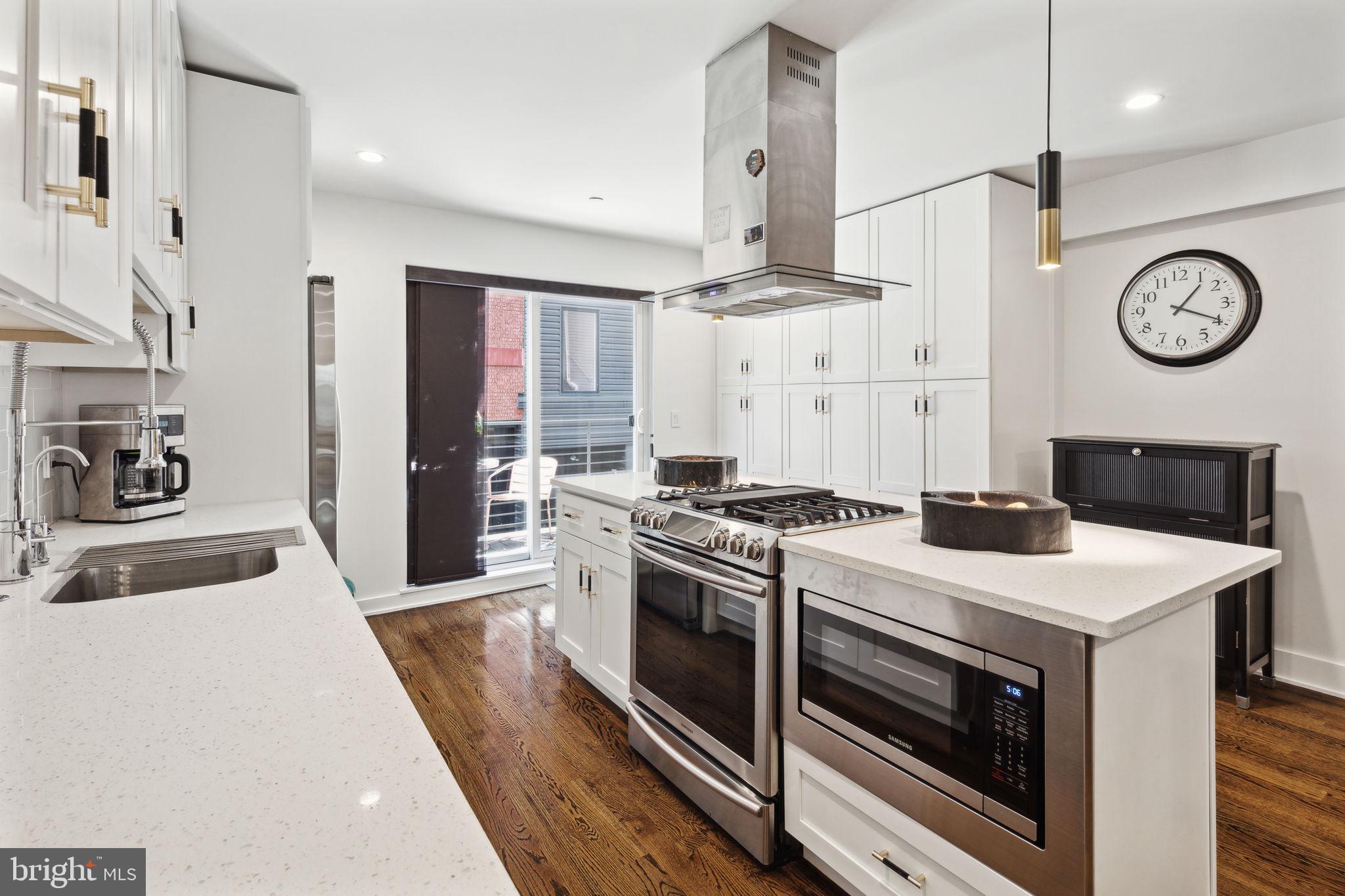 OLDE KENSINGTON - Residential Lease