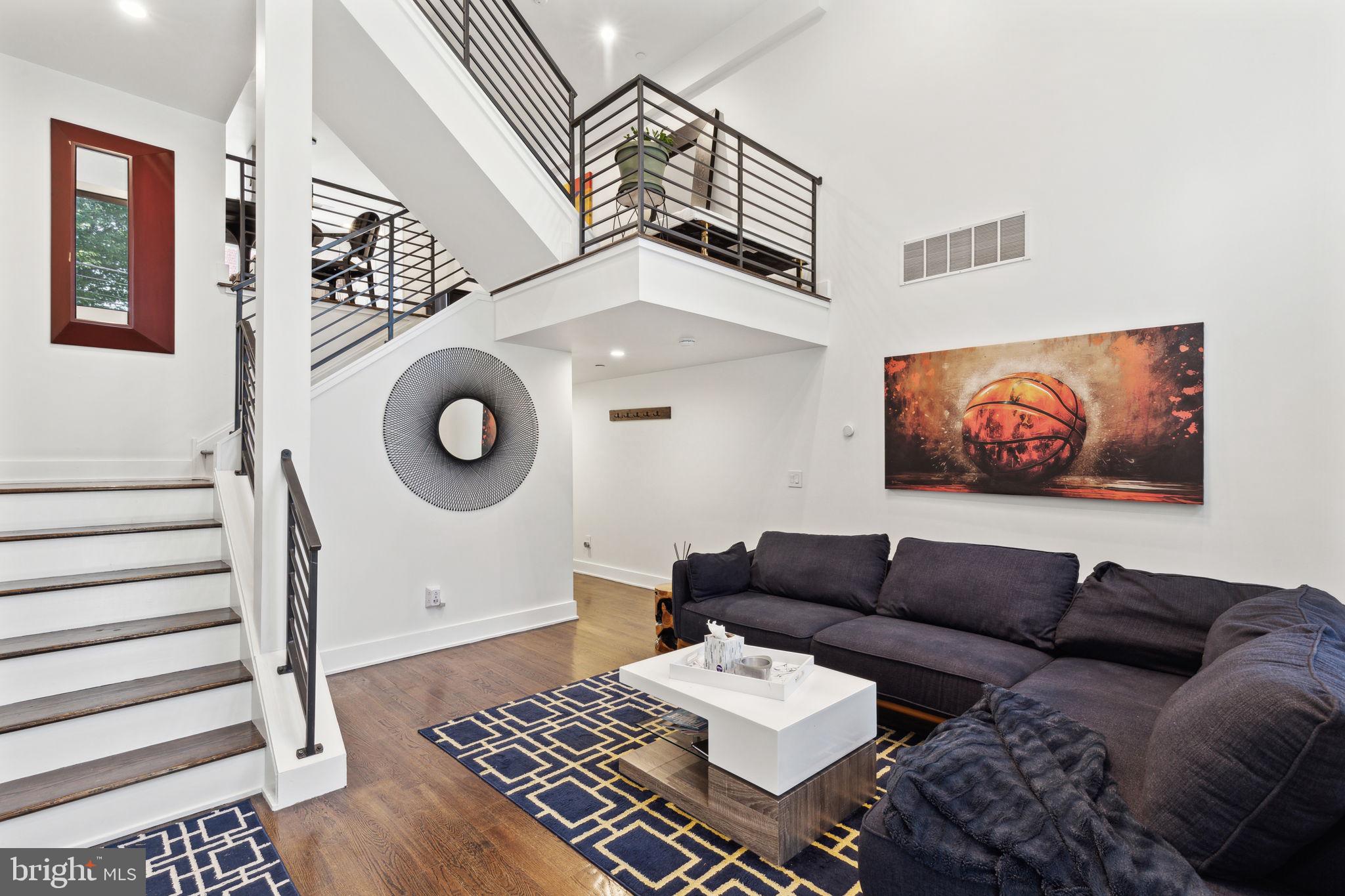 OLDE KENSINGTON - Residential Lease