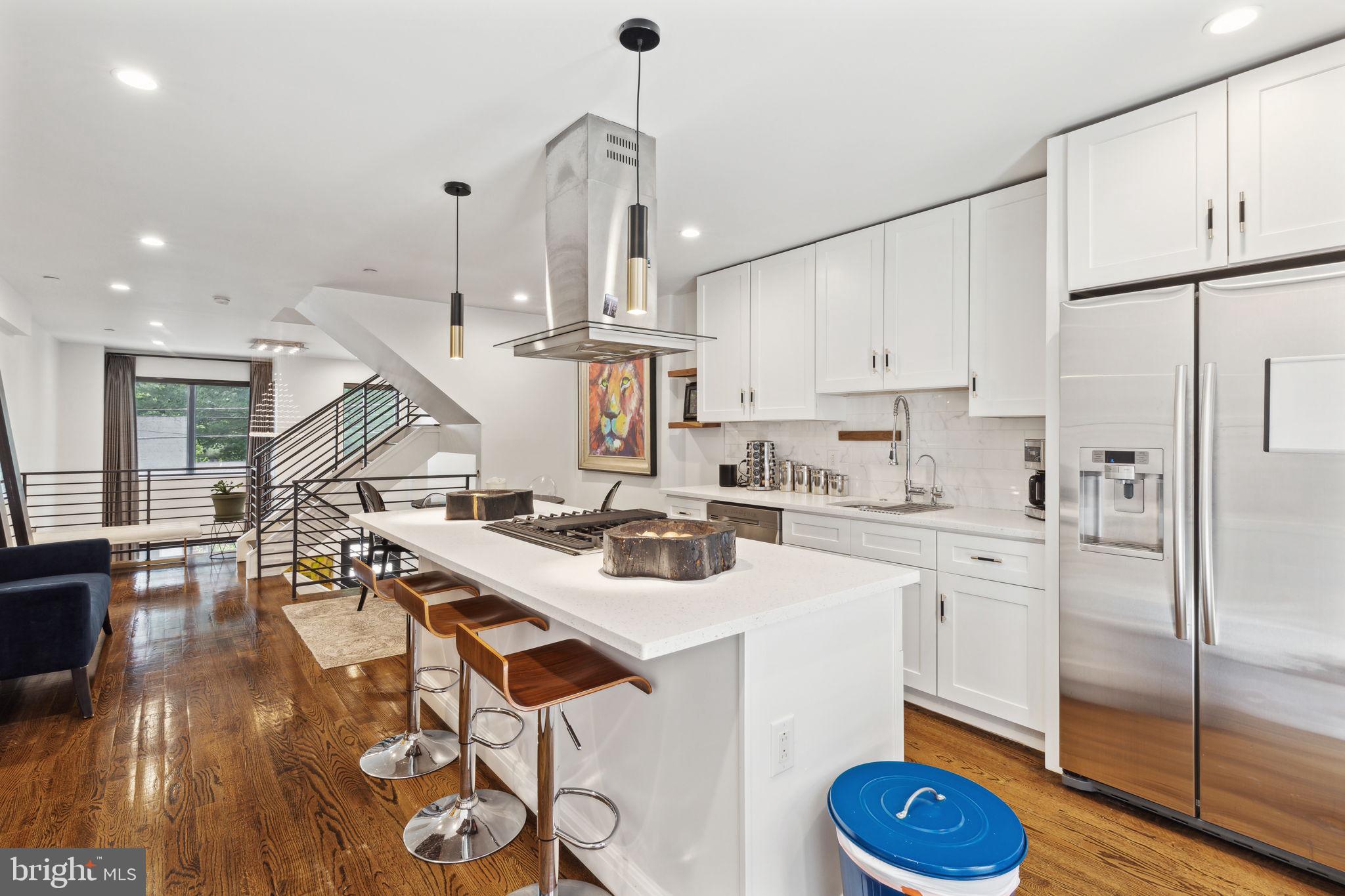 OLDE KENSINGTON - Residential Lease