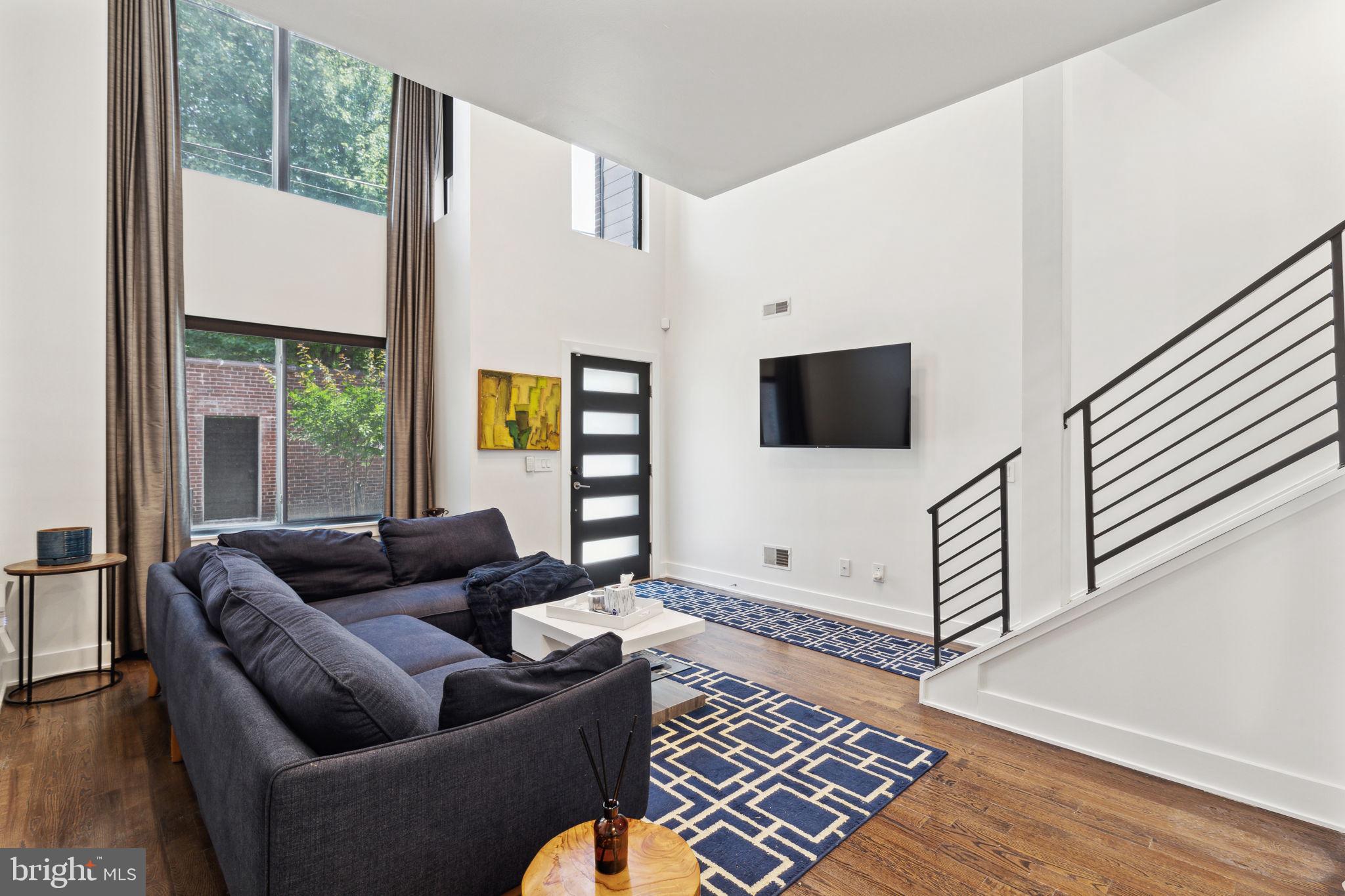 OLDE KENSINGTON - Residential Lease