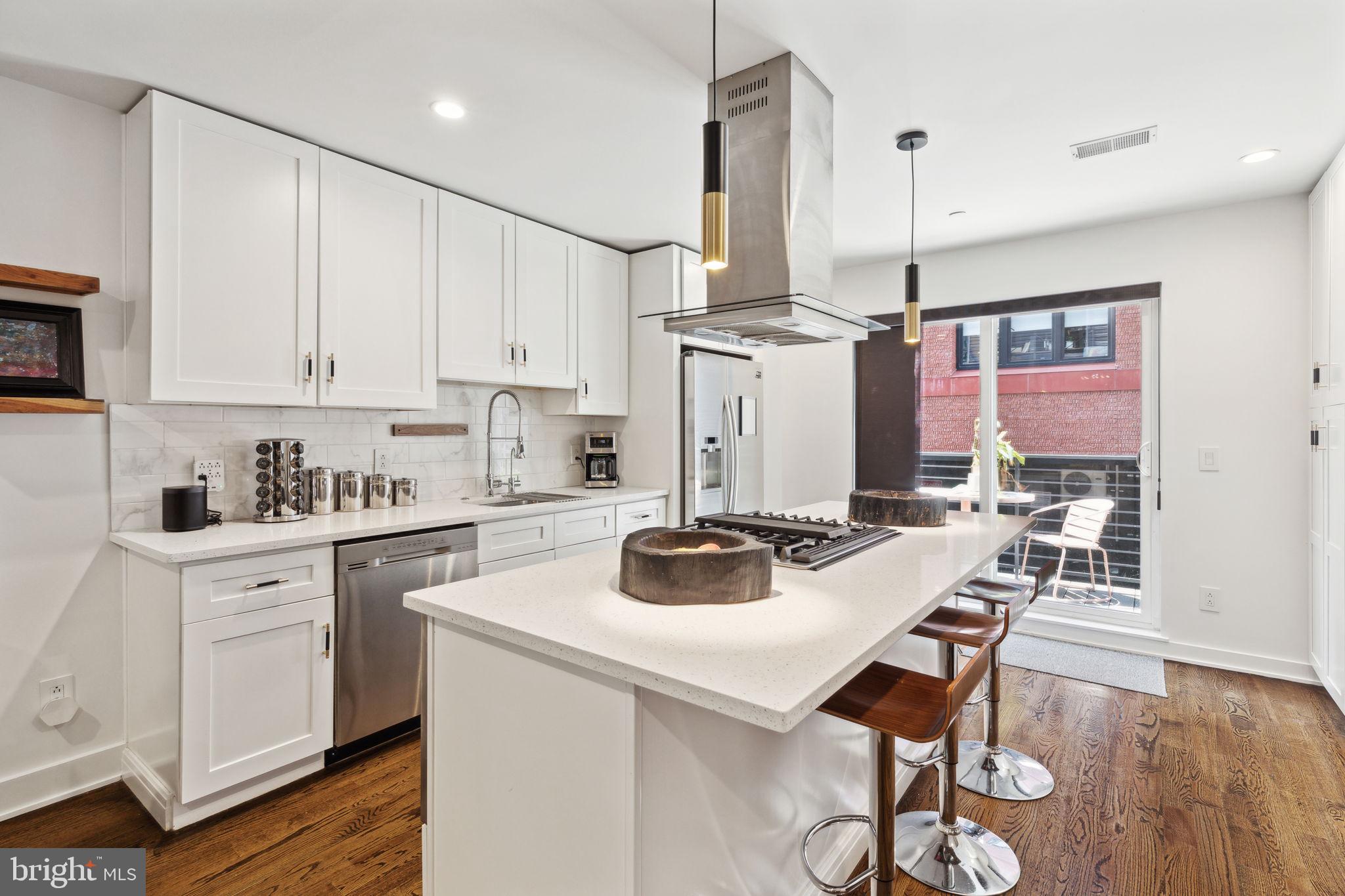 OLDE KENSINGTON - Residential Lease