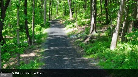 THE VILLAGES OF STEEPLECHASE - Residential