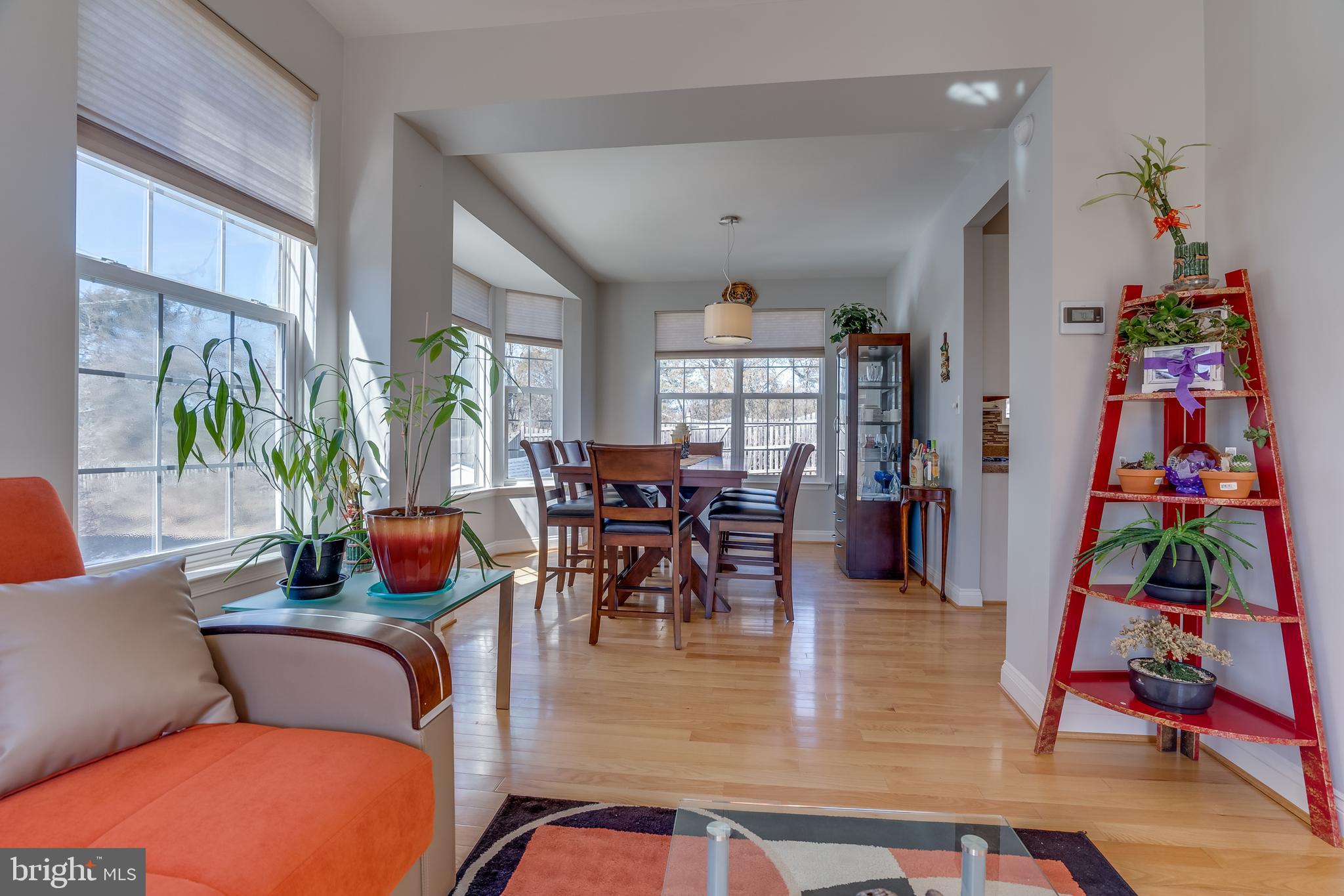 POTOMAC CROSSING - Residential