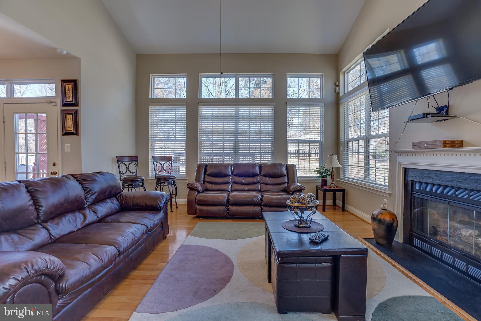 POTOMAC CROSSING - Residential