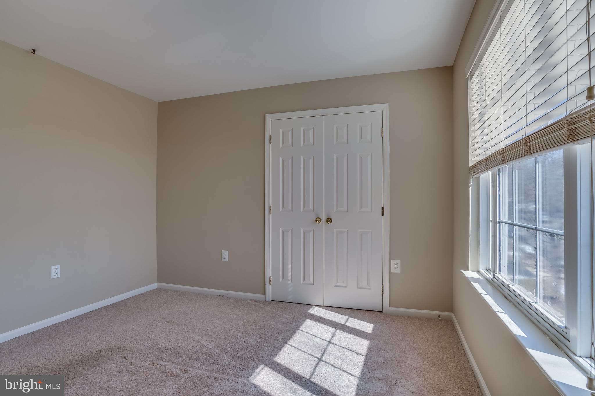 POTOMAC CROSSING - Residential