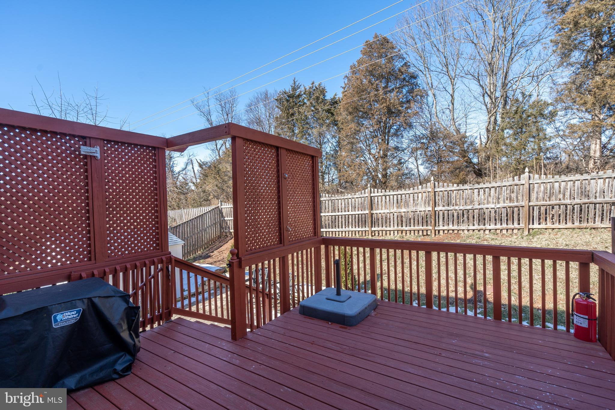 POTOMAC CROSSING - Residential