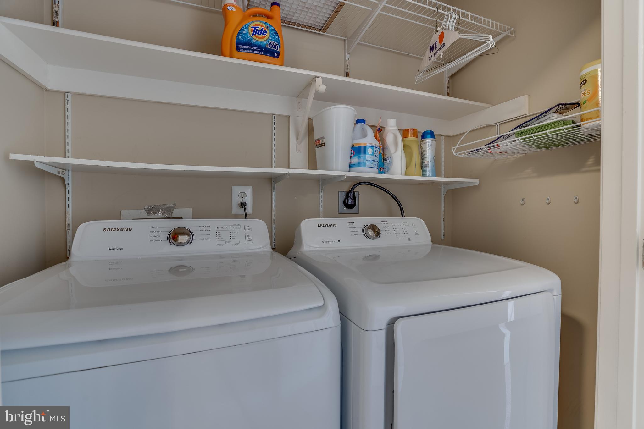 POTOMAC CROSSING - Residential