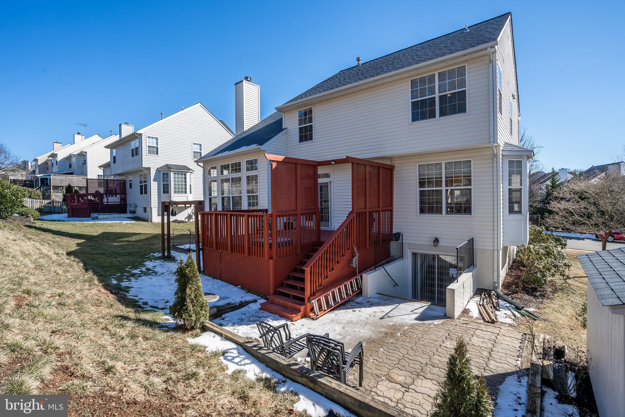 POTOMAC CROSSING - Residential