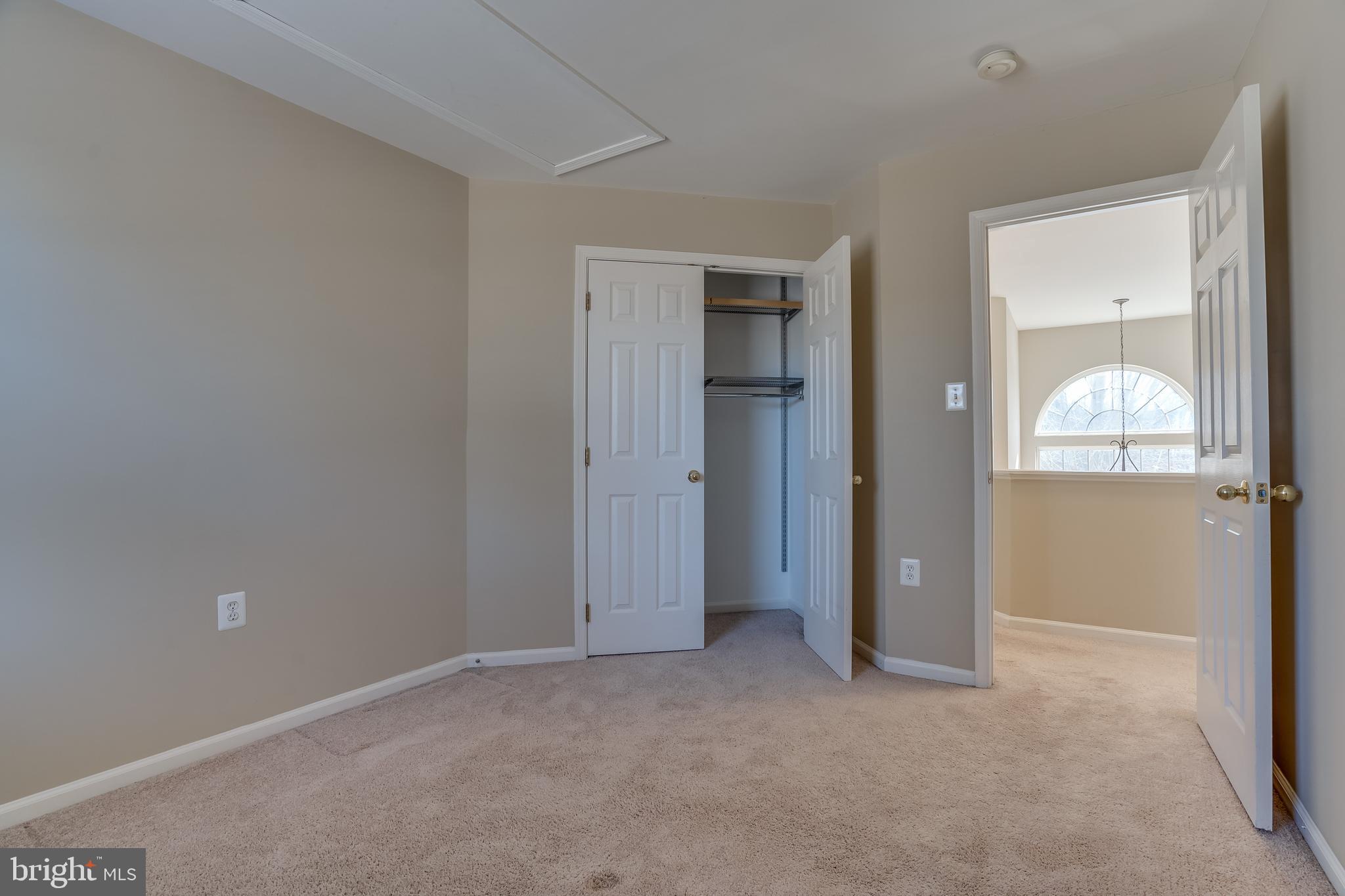 POTOMAC CROSSING - Residential