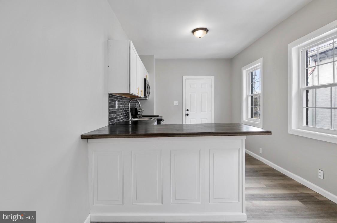 COLUMBIA - Commercial Sale