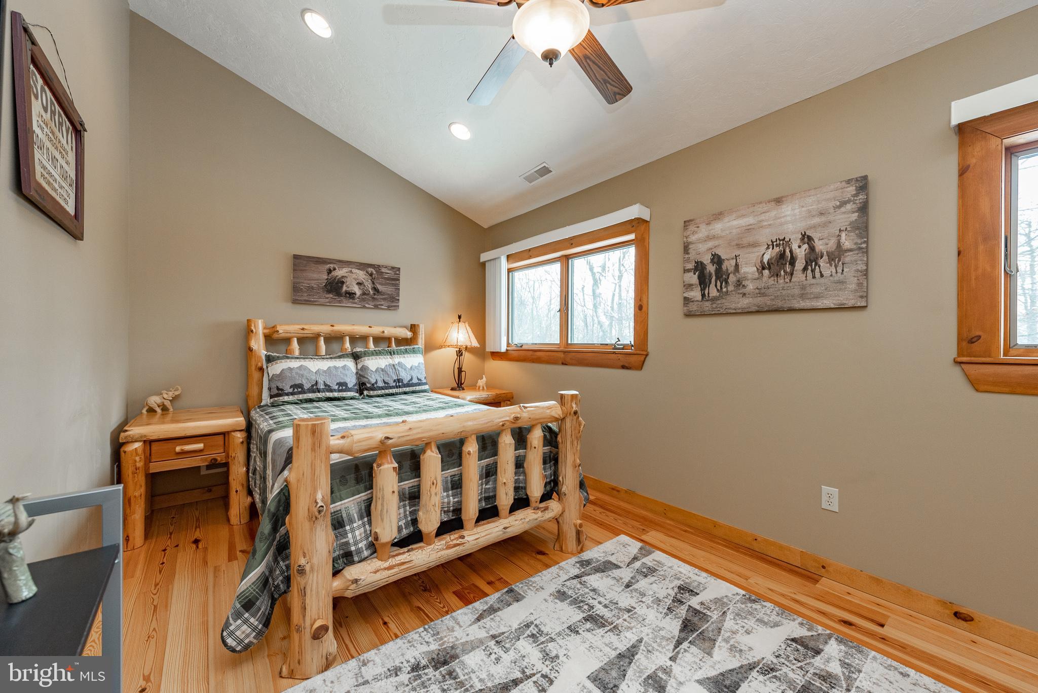 DEEP CREEK HIGHLANDS - Residential