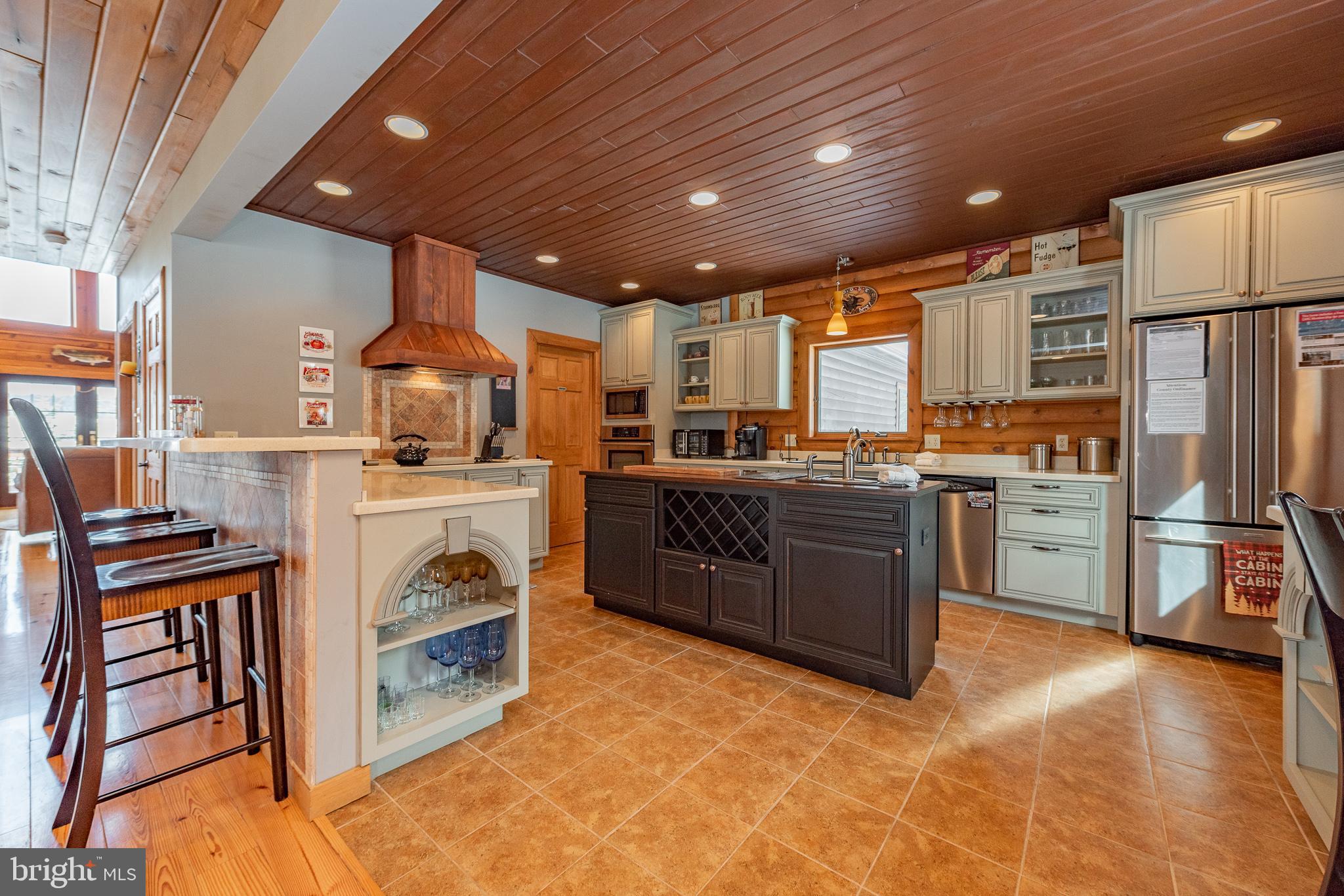 DEEP CREEK HIGHLANDS - Residential