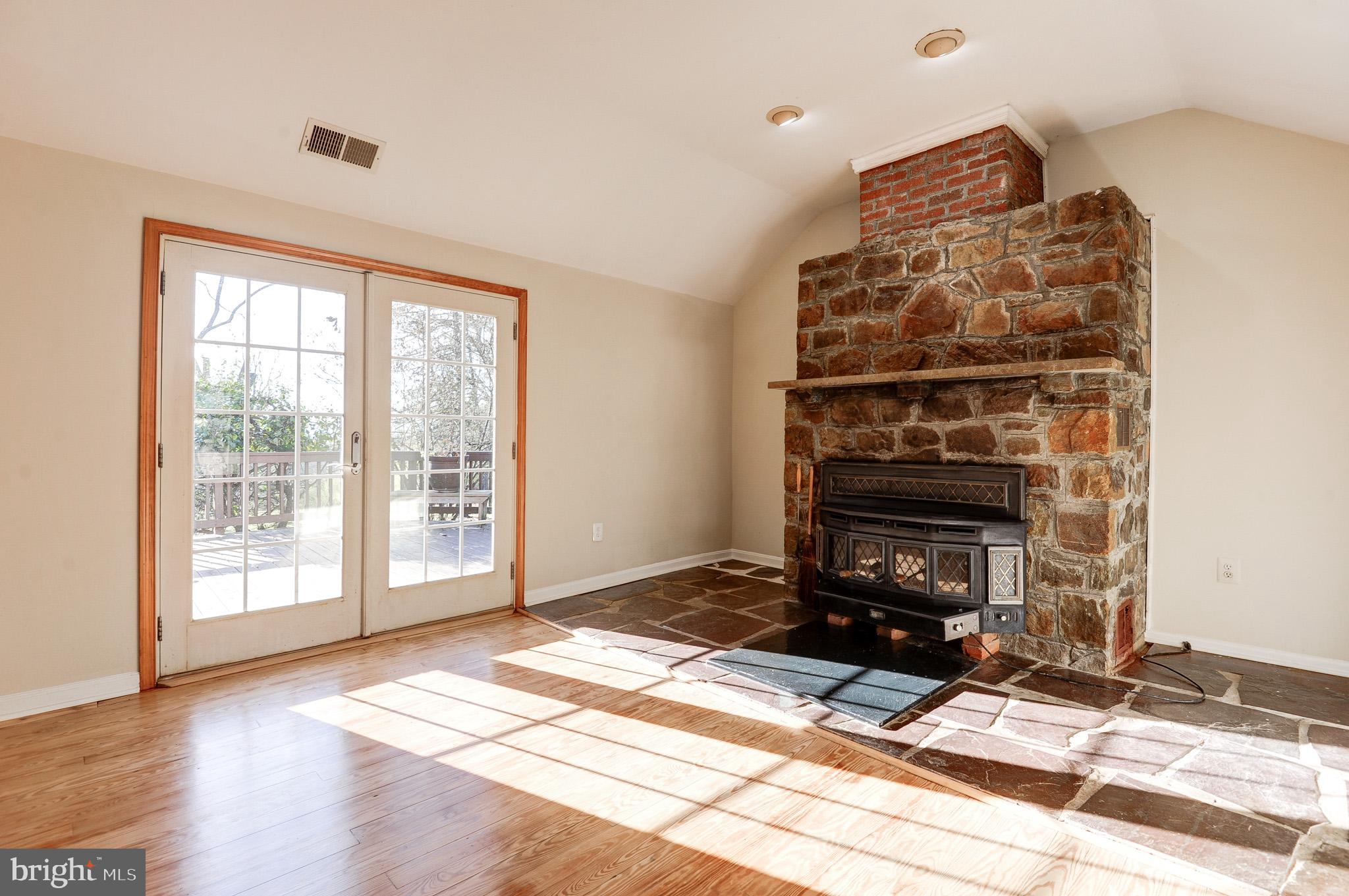 CANBY ROAD - Residential