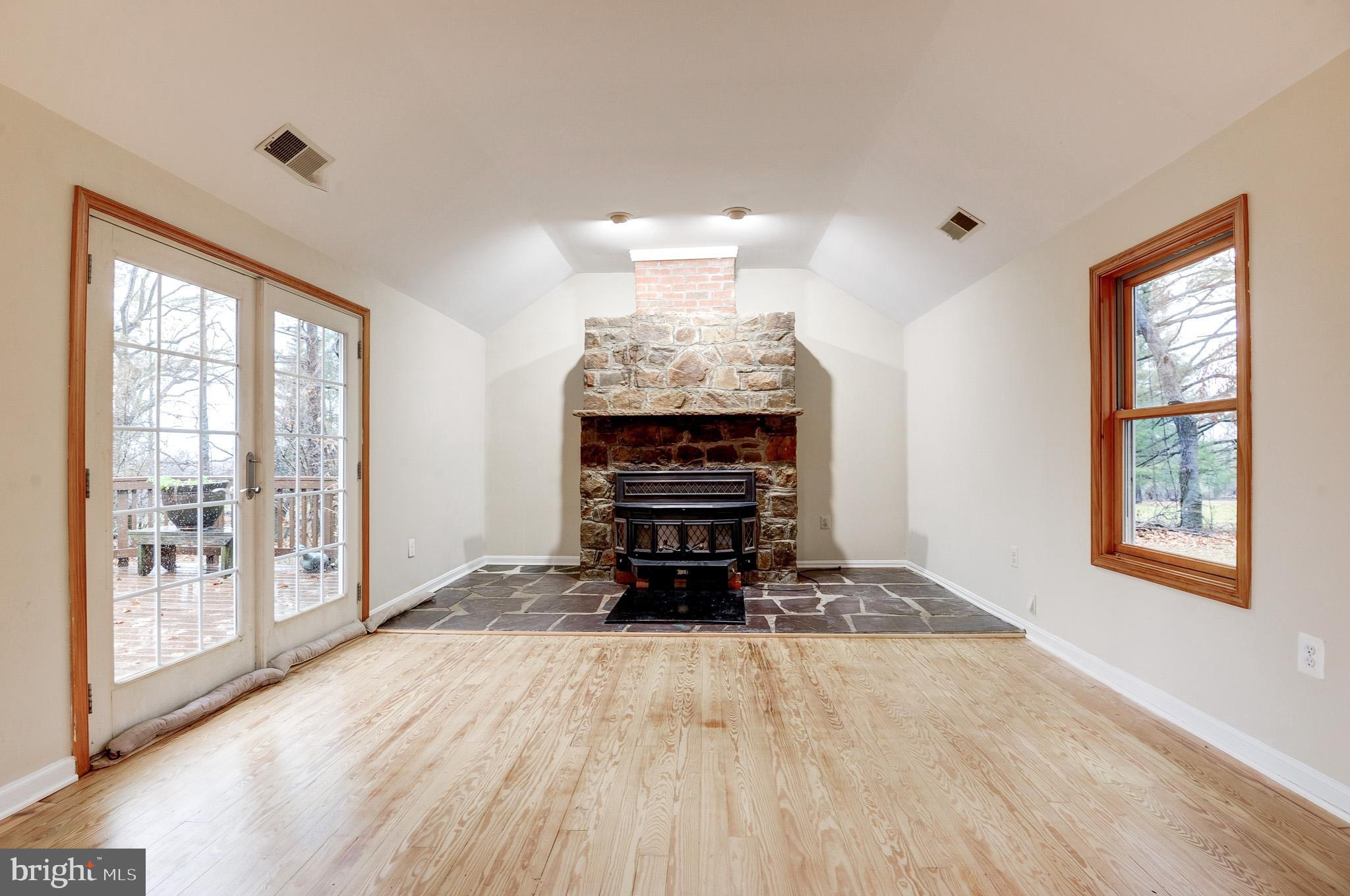 CANBY ROAD - Residential