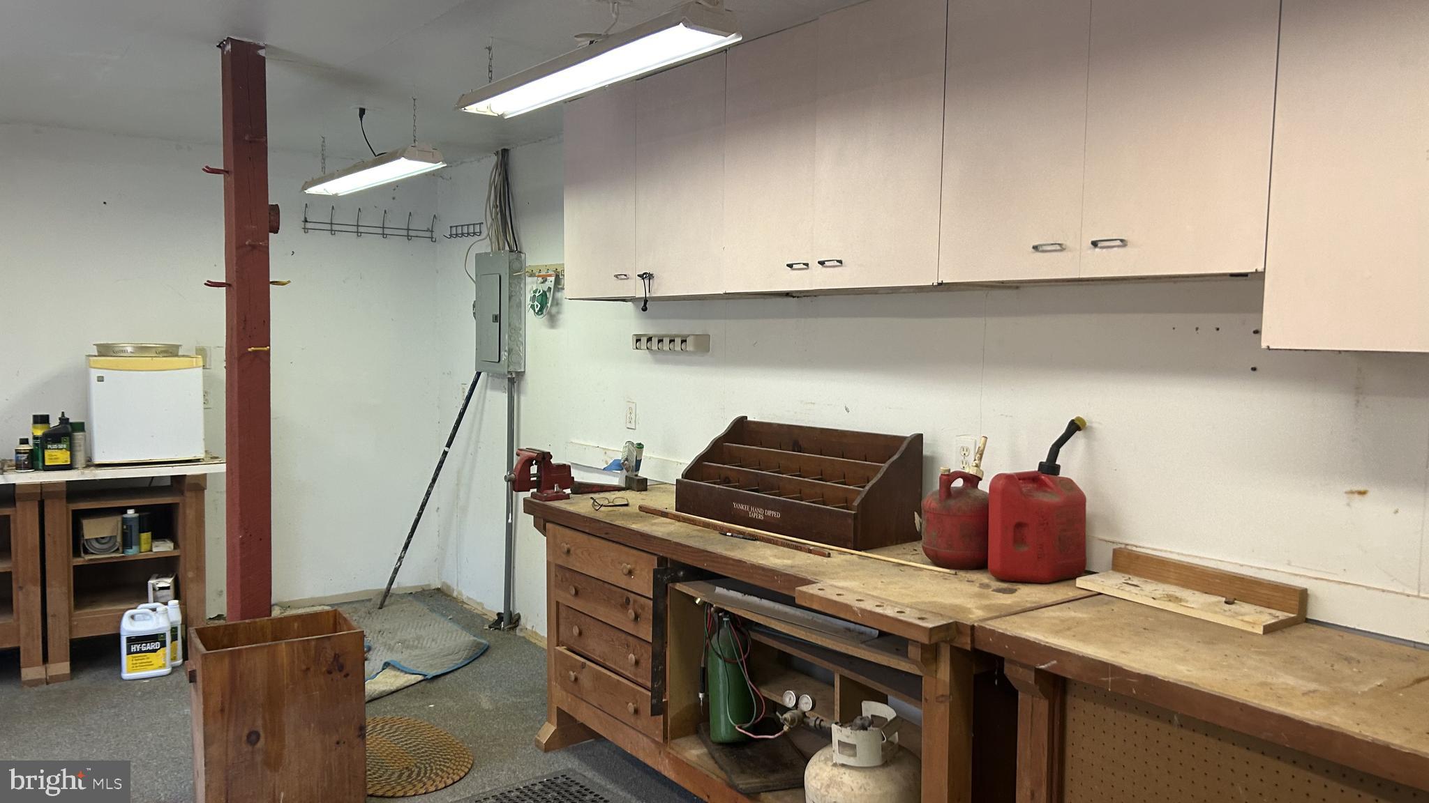 CANBY ROAD - Residential