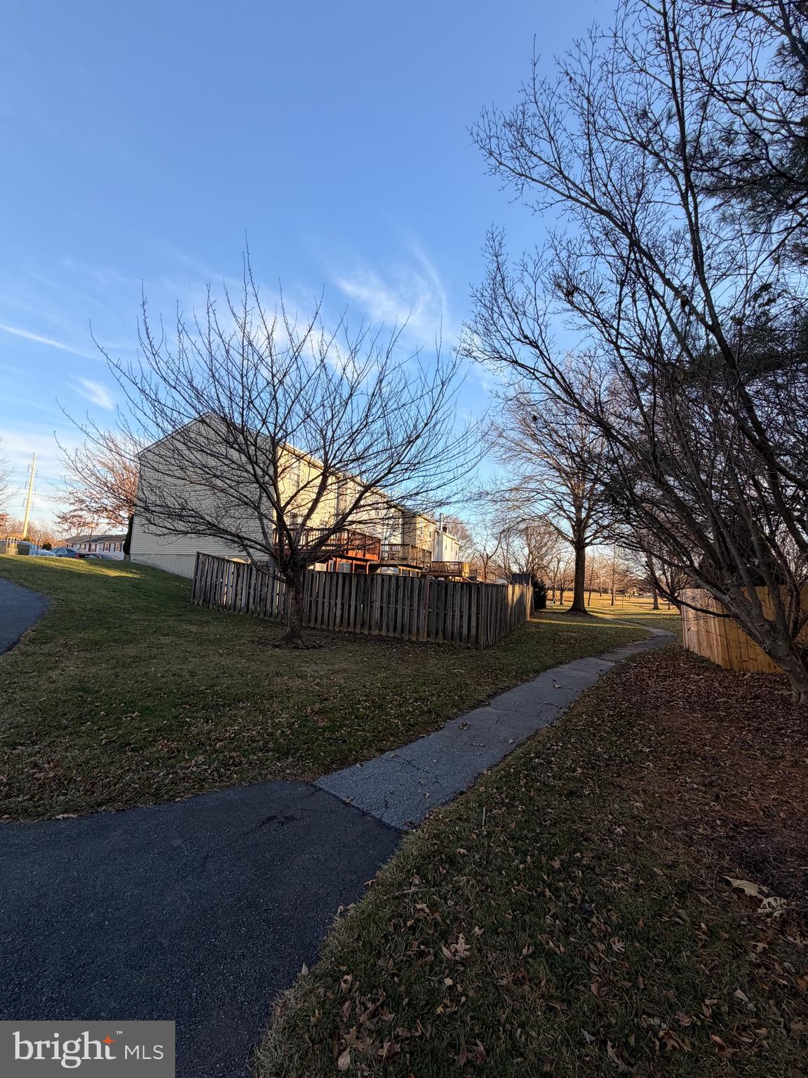 FREDERICKTOWNE VILLAGE - Residential Lease