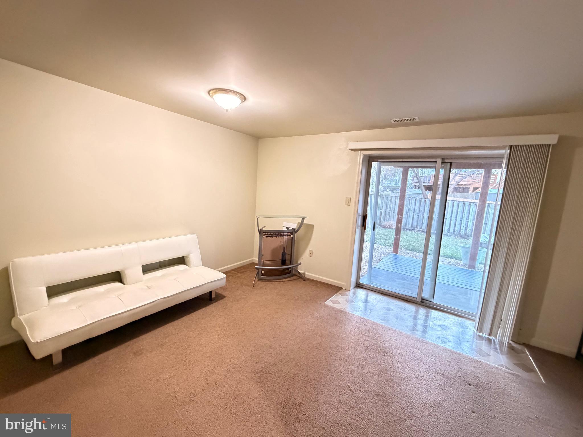 FREDERICKTOWNE VILLAGE - Residential Lease