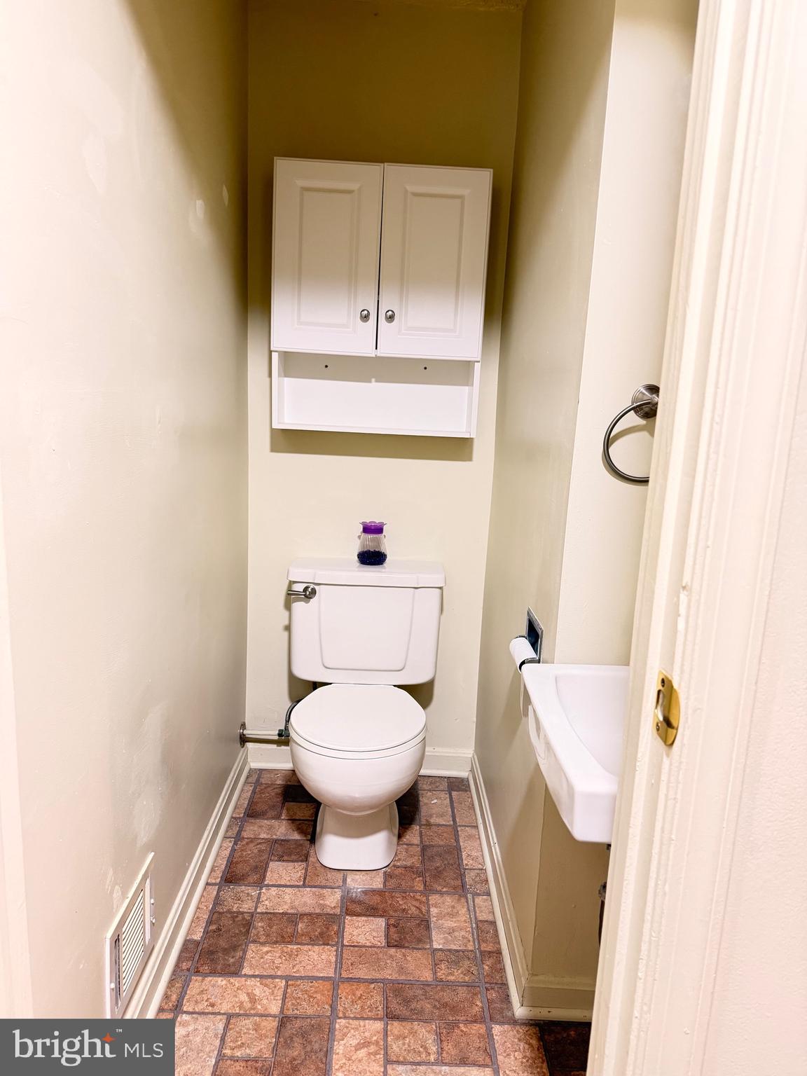 FREDERICKTOWNE VILLAGE - Residential Lease