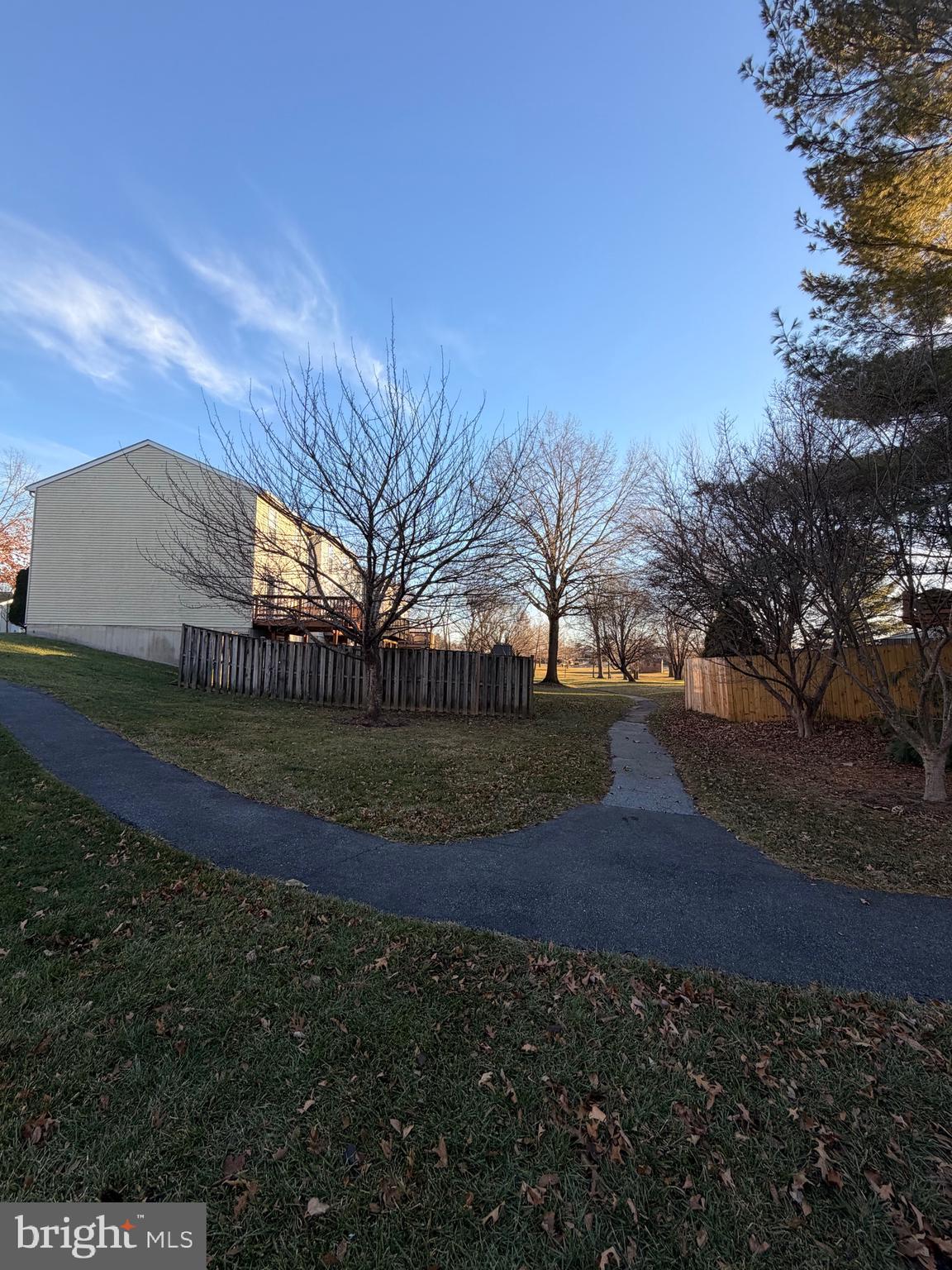 FREDERICKTOWNE VILLAGE - Residential Lease