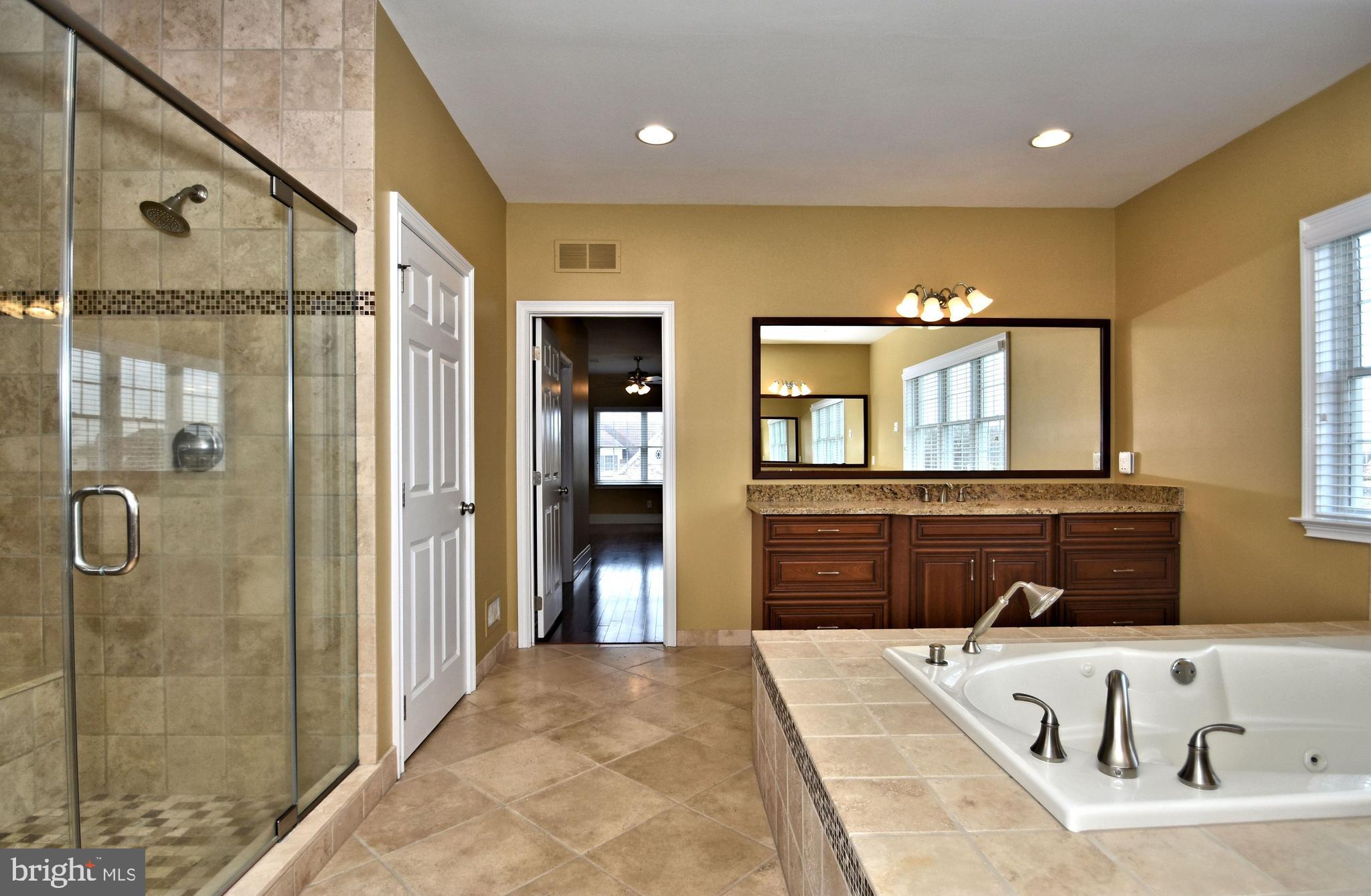 CHAPMANS CORNER - Residential