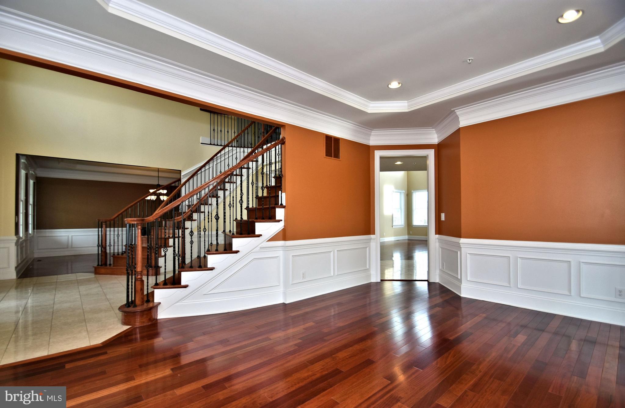 CHAPMANS CORNER - Residential