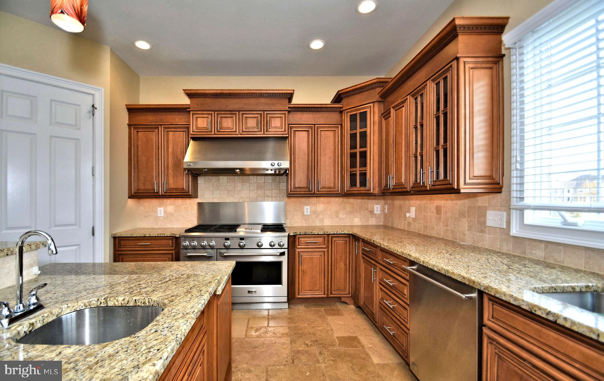 CHAPMANS CORNER - Residential