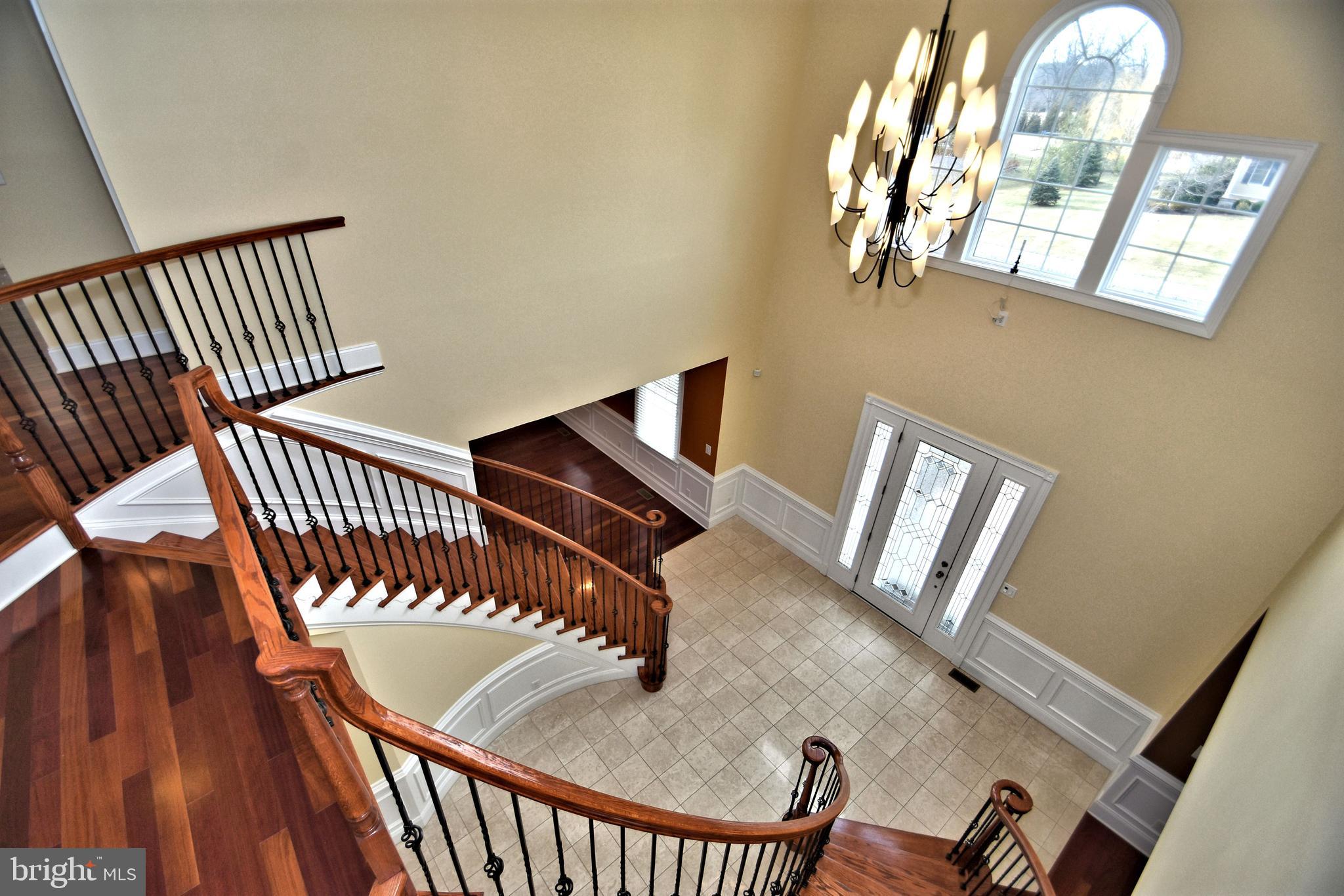 CHAPMANS CORNER - Residential