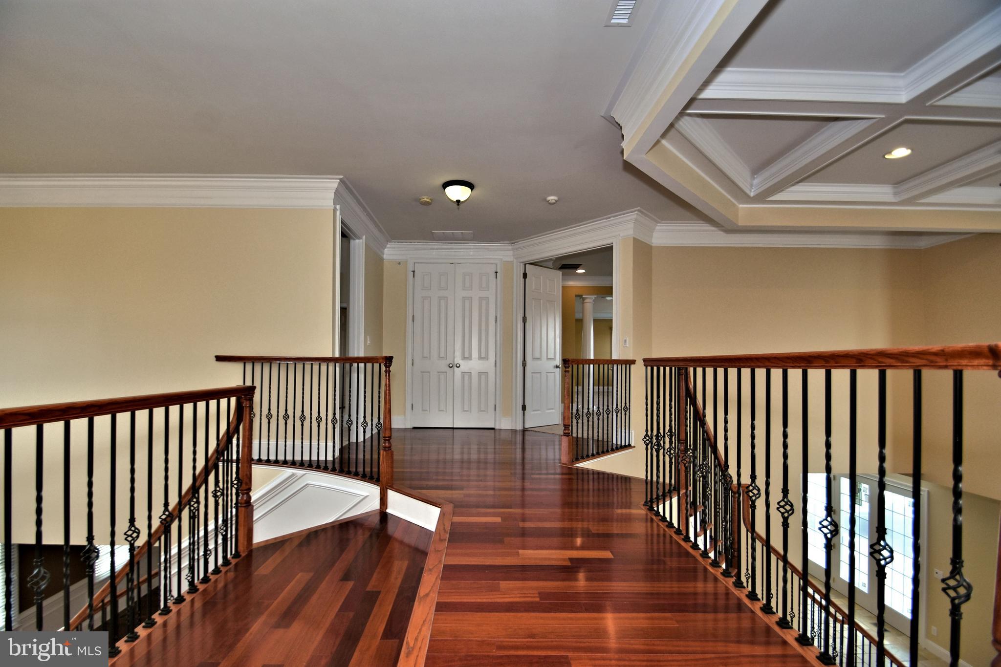 CHAPMANS CORNER - Residential