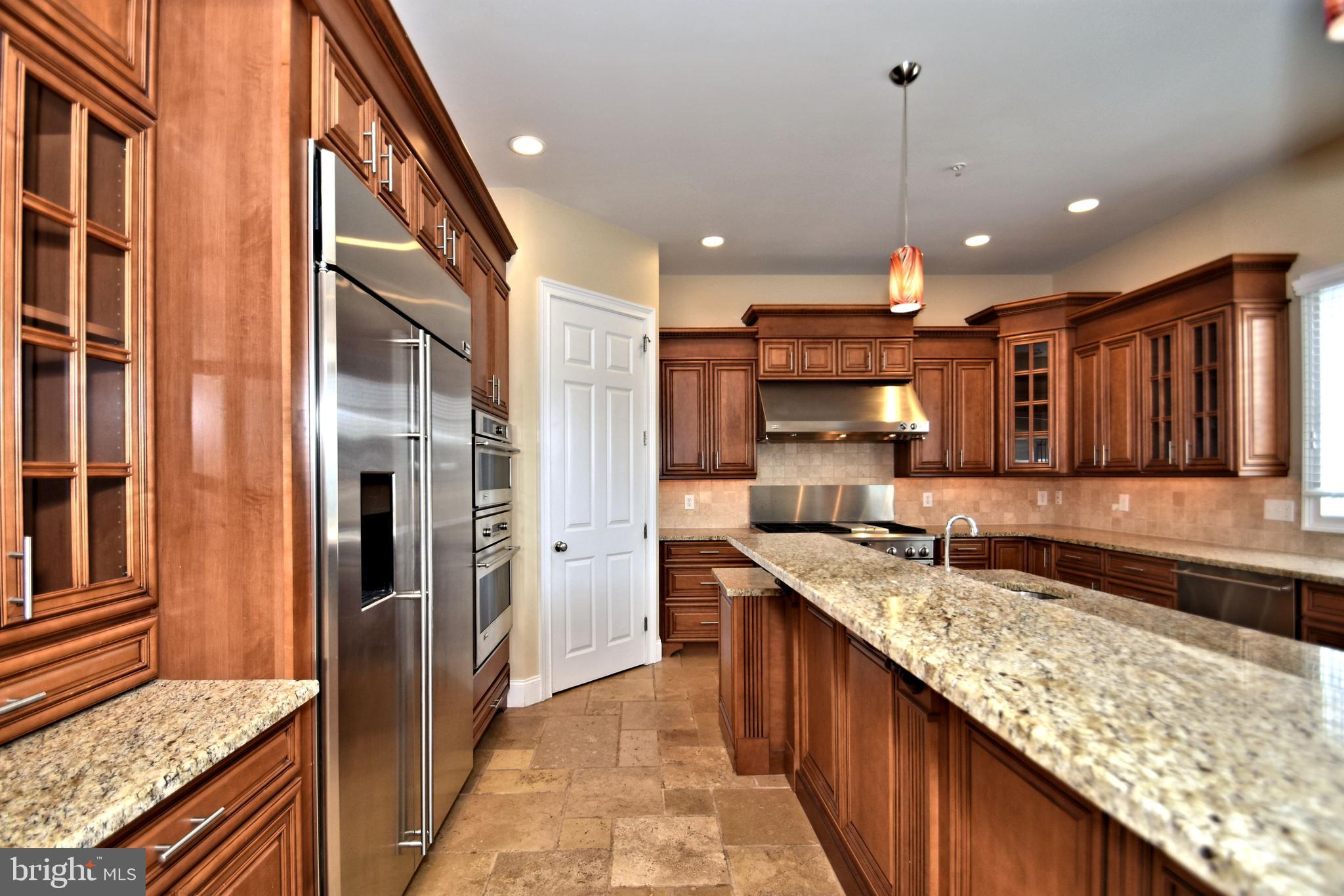 CHAPMANS CORNER - Residential