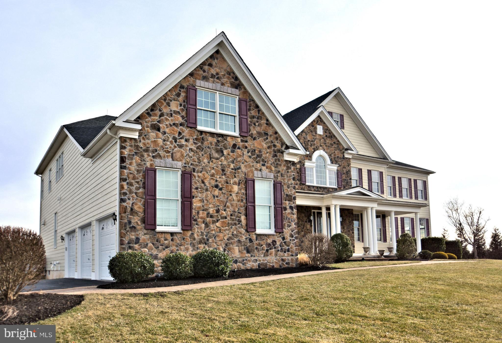 CHAPMANS CORNER - Residential