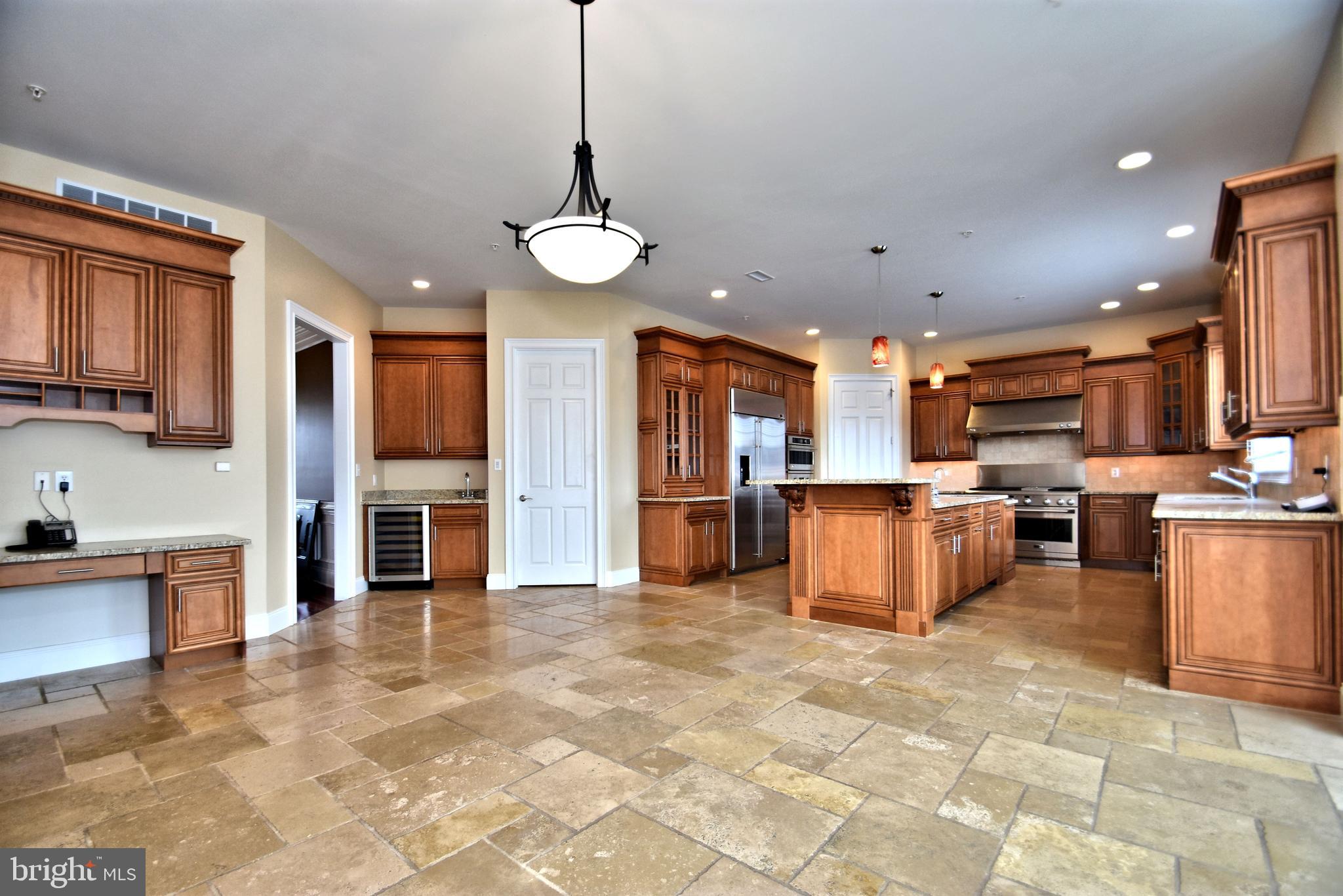 CHAPMANS CORNER - Residential